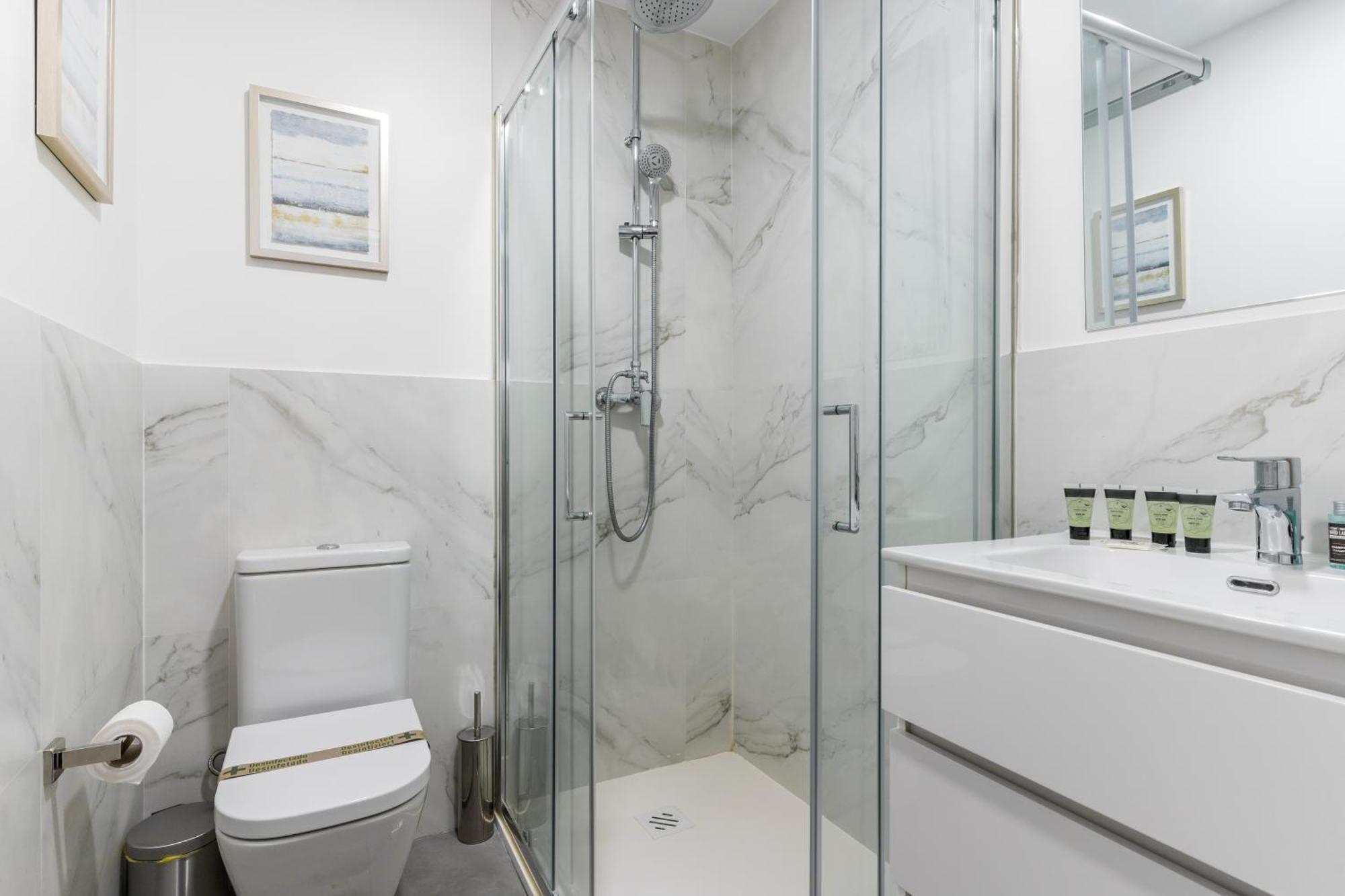 Apartamento Bright And Cozy- 1d 1b- Plaza Castilla Madrid