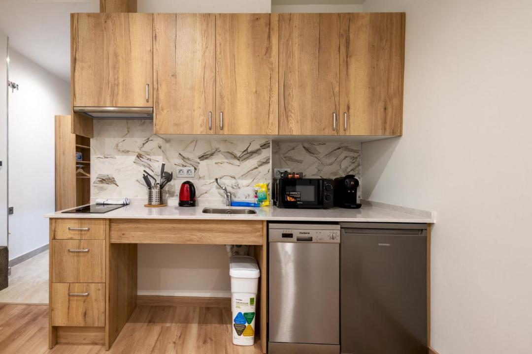 1 Bedroom 1 Bathroom Furnished - Justicia - Modern - Mintystay Apartamento