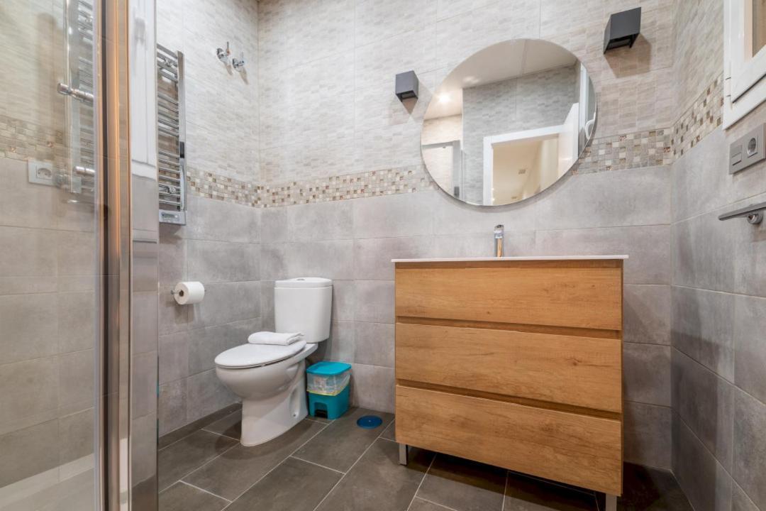 2 Bedrooms 1.5 Bathrooms Furnished - Justicia - Refurbished - Mintystay Apartment *