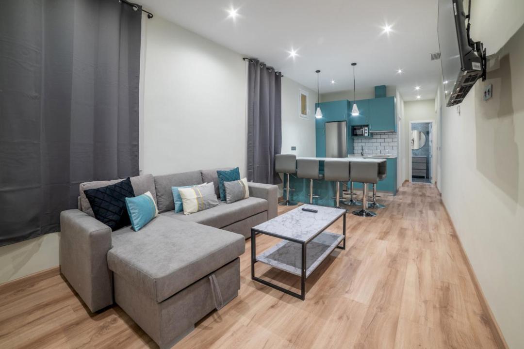 2 Bedrooms 1.5 Bathrooms Furnished - Justicia - Refurbished - Mintystay Apartamento