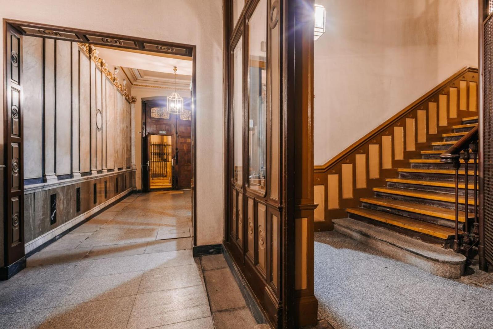 Stunning Near Gran Via Metro Appartement