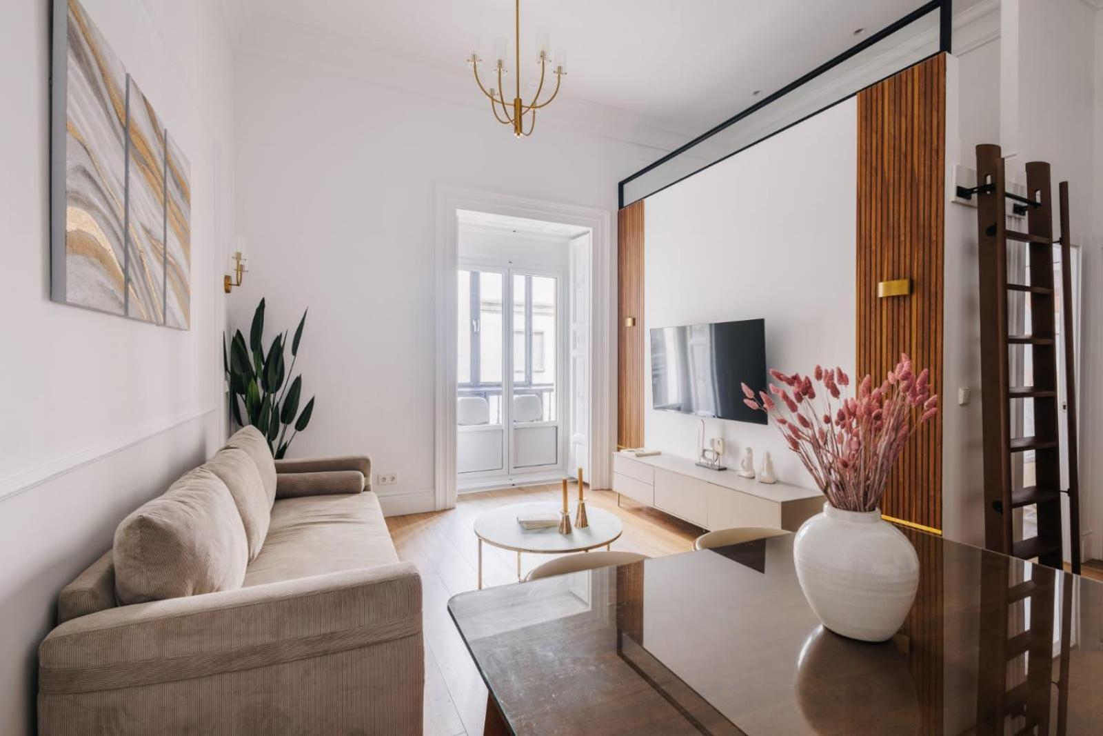 Stunning Near Gran Via Metro Appartement Madrid