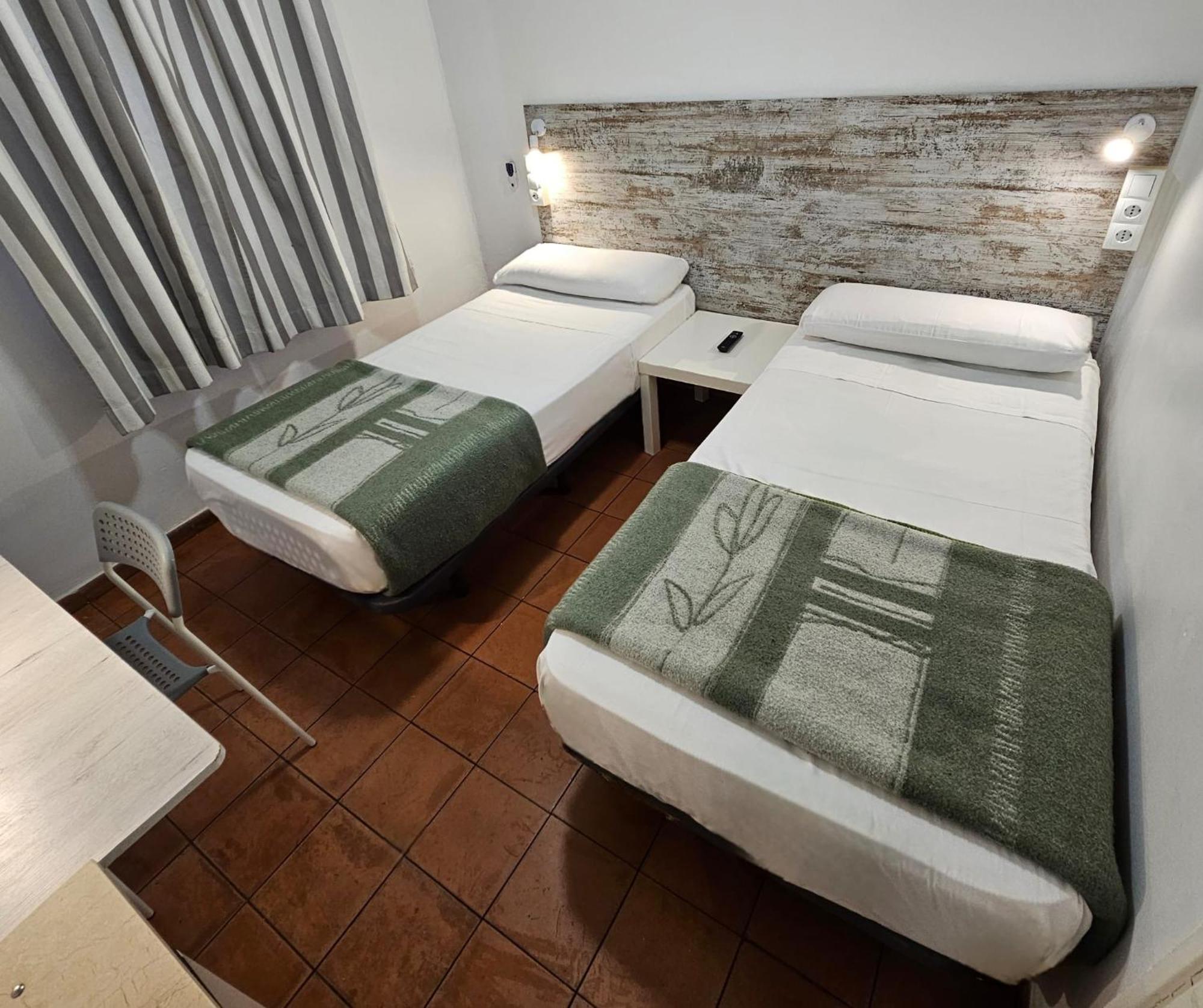 Affittacamere Casa De Huespedes Almansa