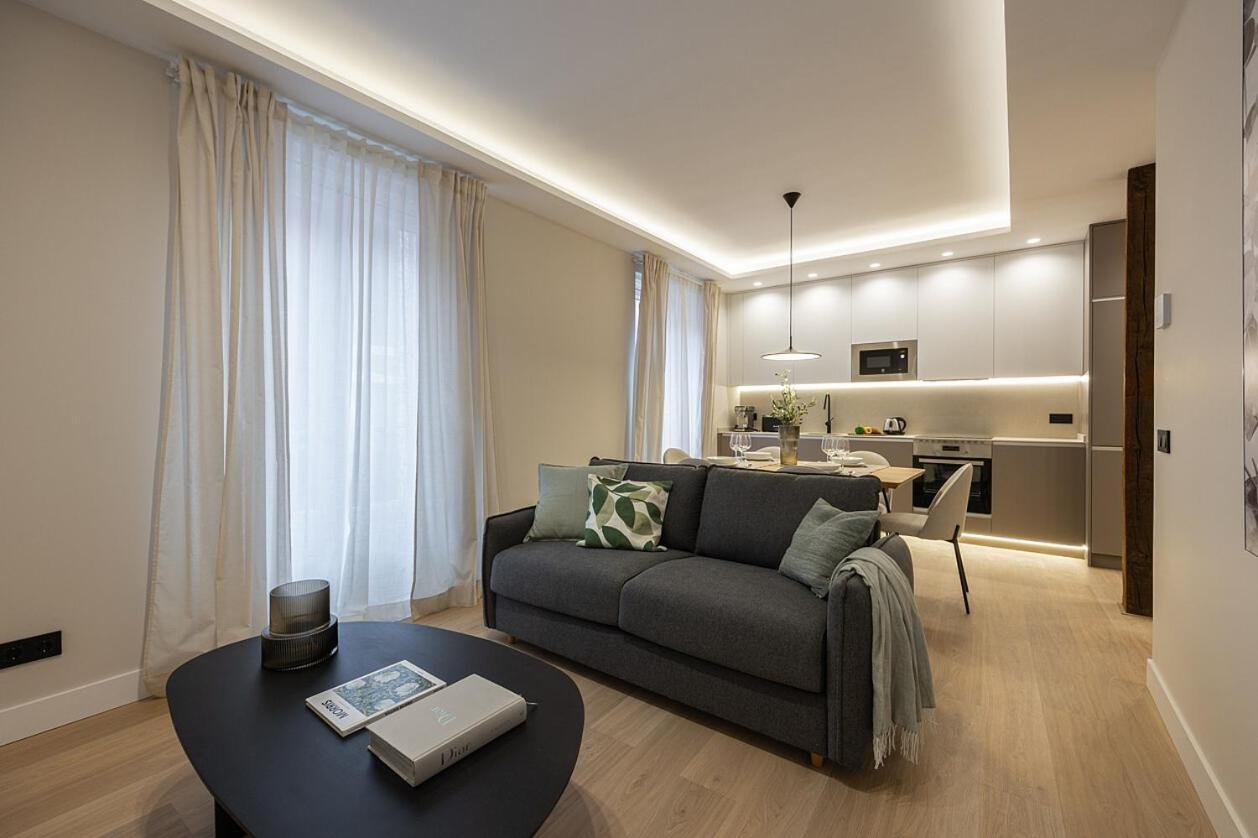 Appartamento Gran Via Xv Calle De Conchas 4br 4bh