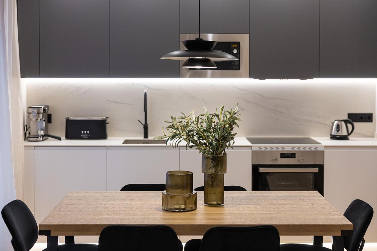 Appartamento Gran Via Xv Calle De Conchas 4br 4bh
