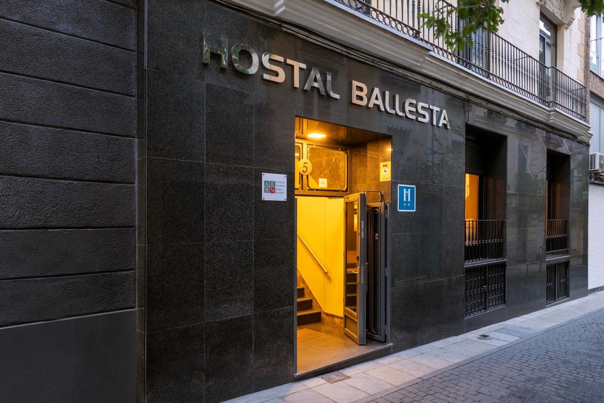 Ballesta Pensión 2*