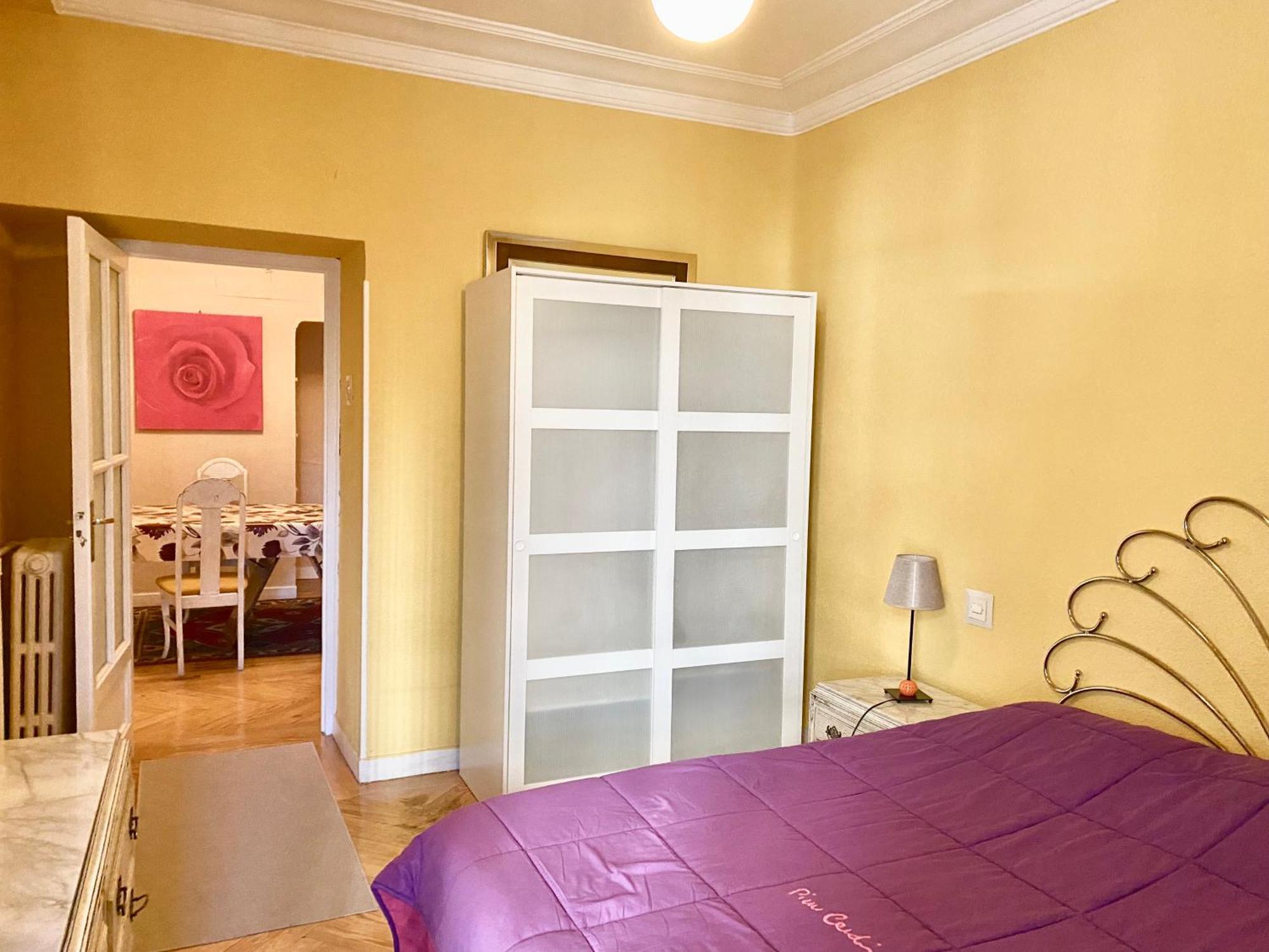 Business El Viso Apartamento *