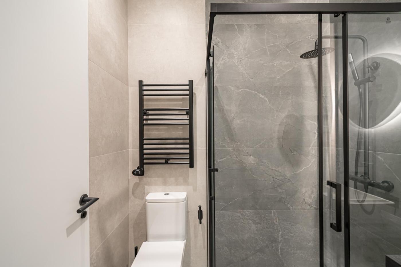 Apartment Malasana Vii Calle San Mateo 3br 3bh Madrid