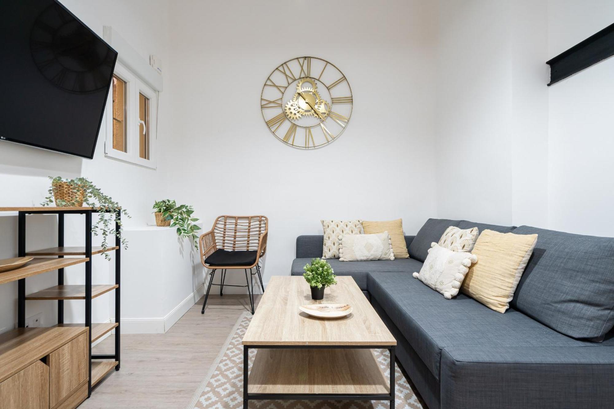 Lofts Reformados En El Bernabeu Appartement *