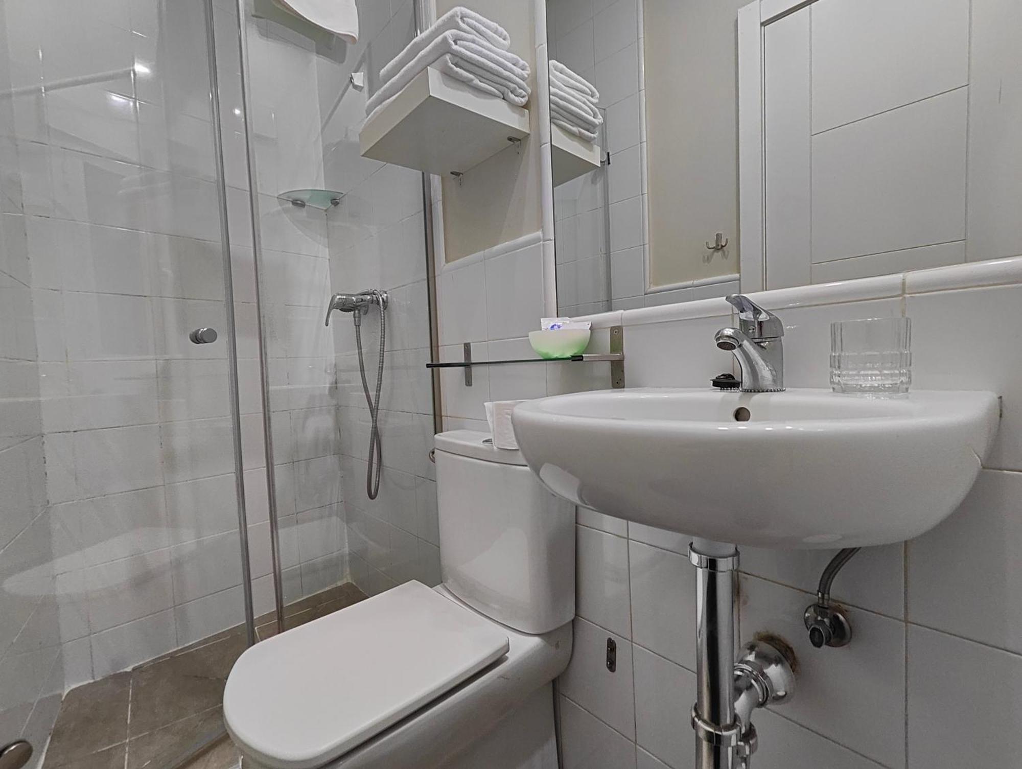 Hostal Madrid Pensión 3*