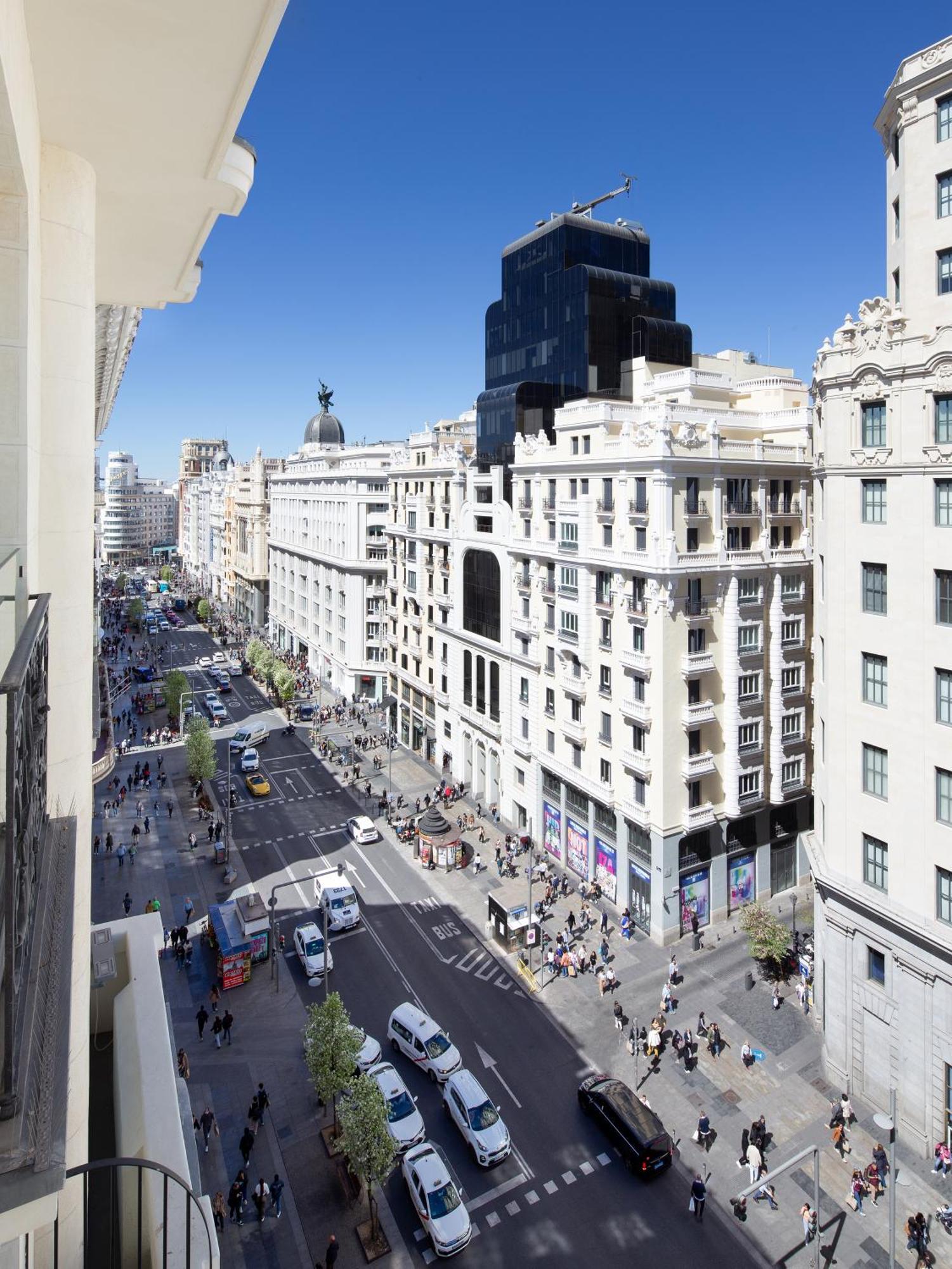 Montera Madrid, Curio Collection By Hilton Hotel