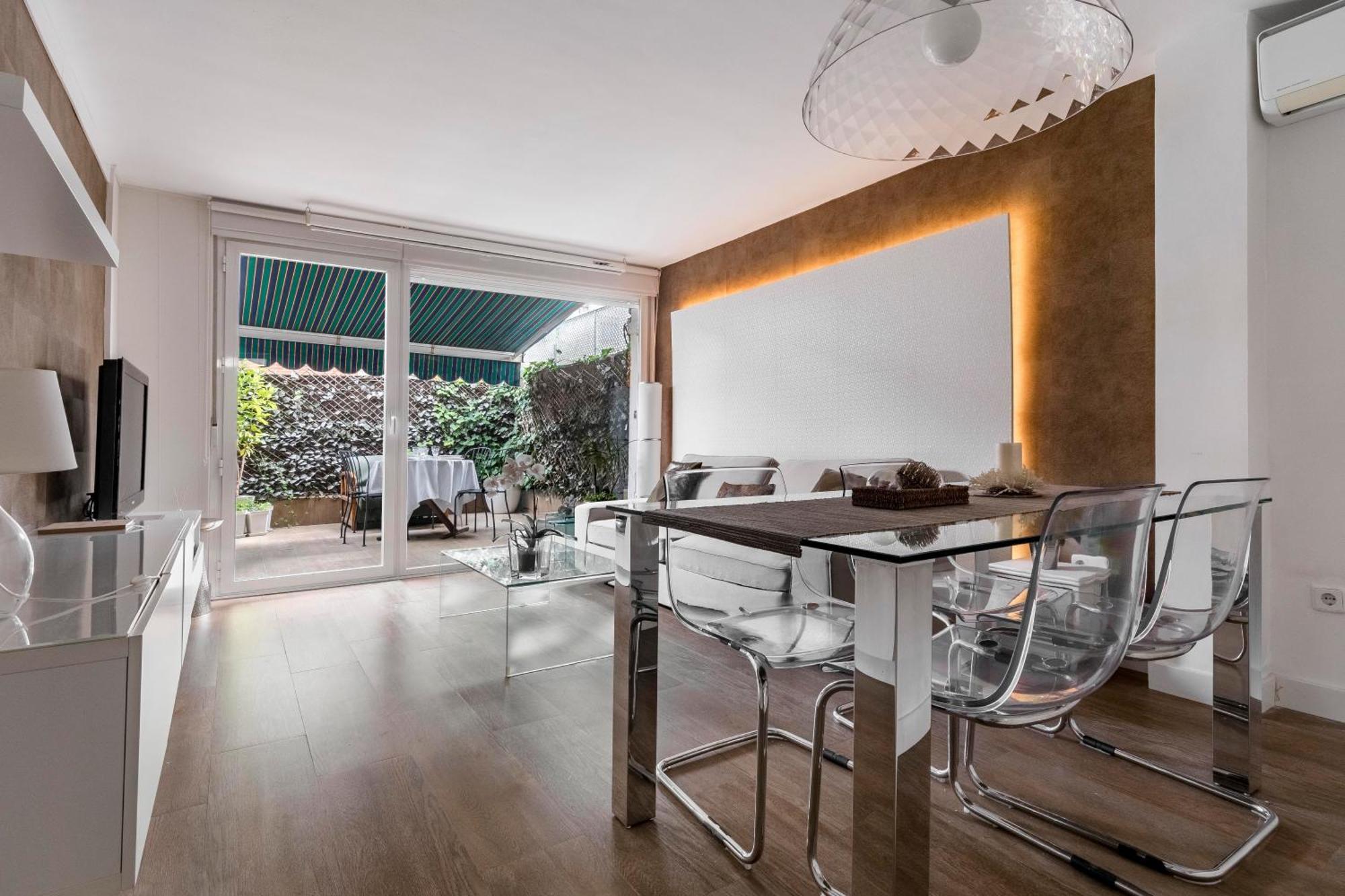 Independiente De Diseno Con Patio Privado Vakantiehuis