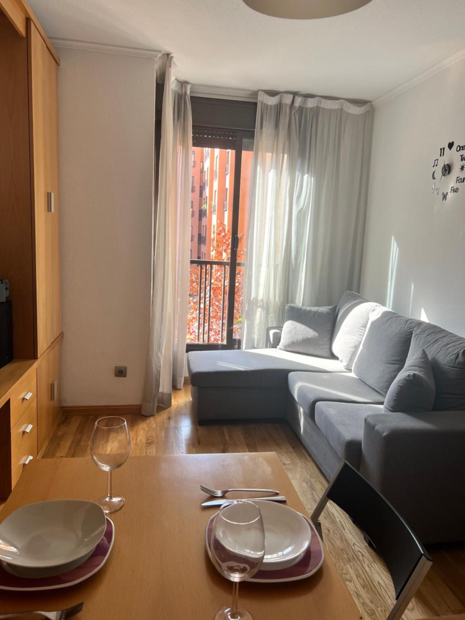 Appartamento Samaniego Suite, Airport, Ifema Turistico Madrid
