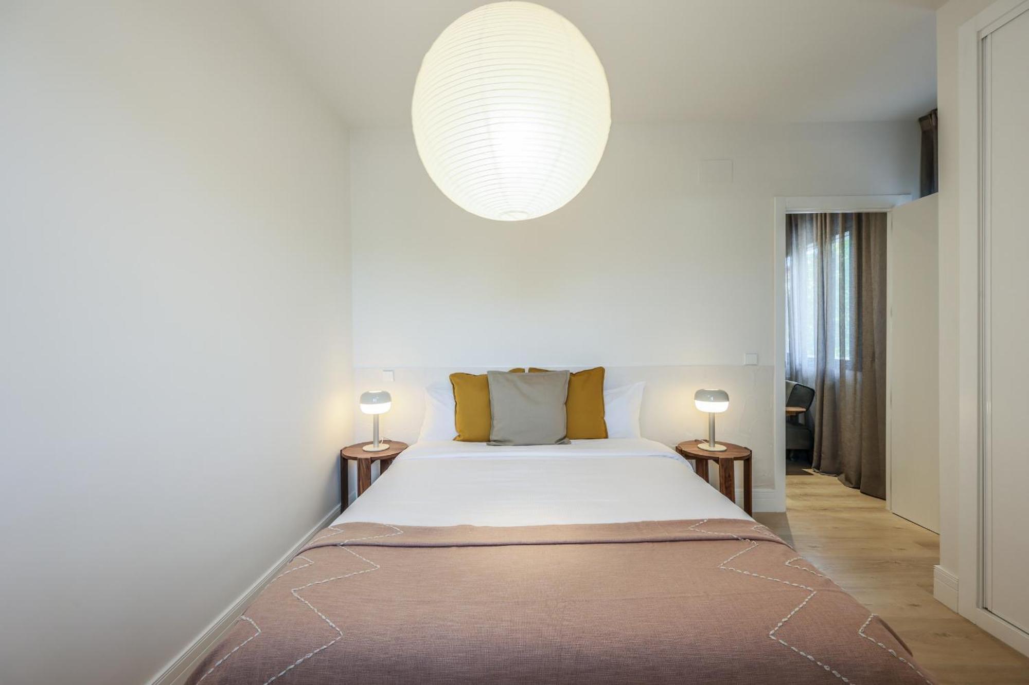 Amazinn Places Palacio Real Appartement *