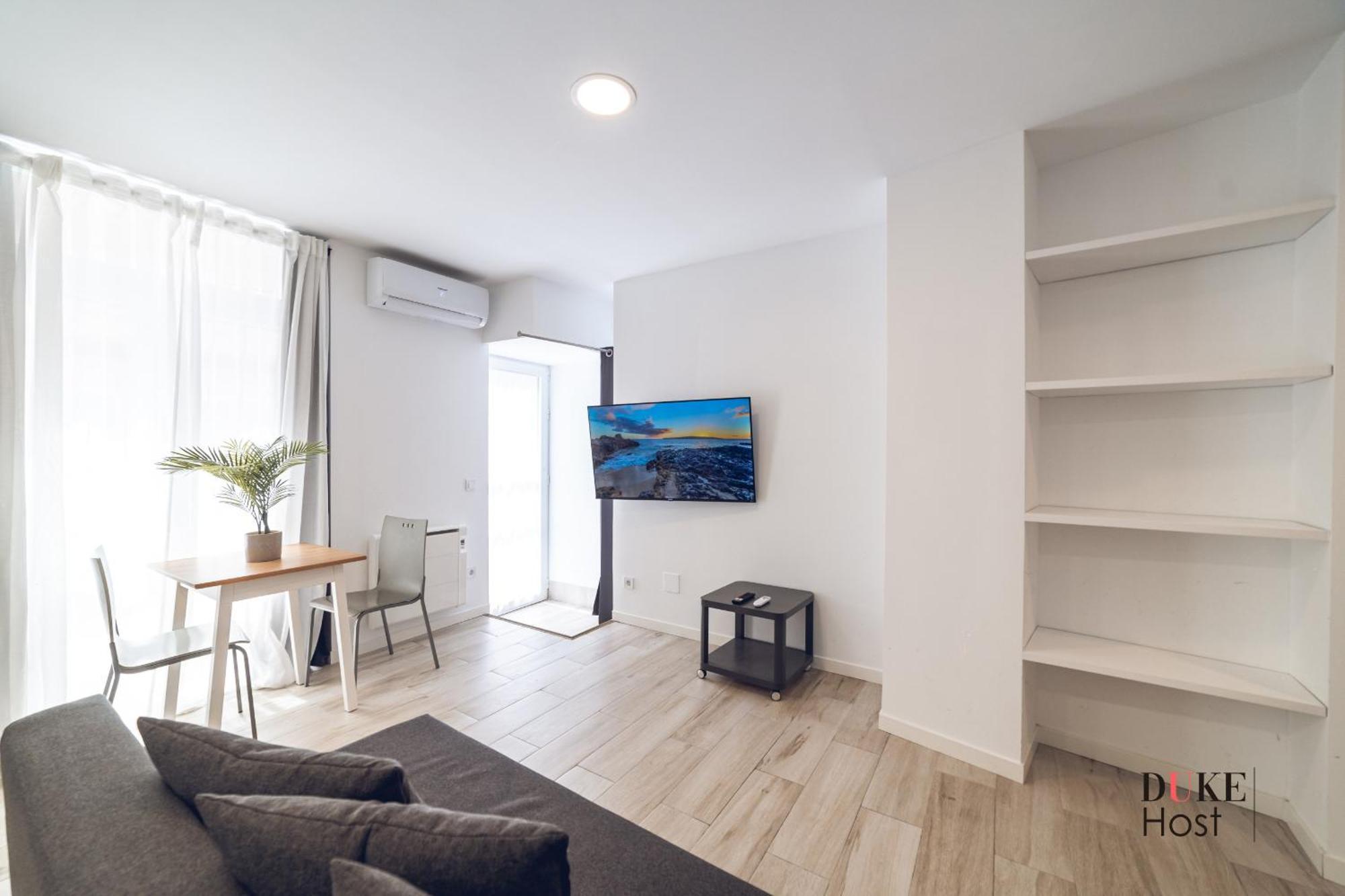 Apartamento Castellana Norte Ml8-2