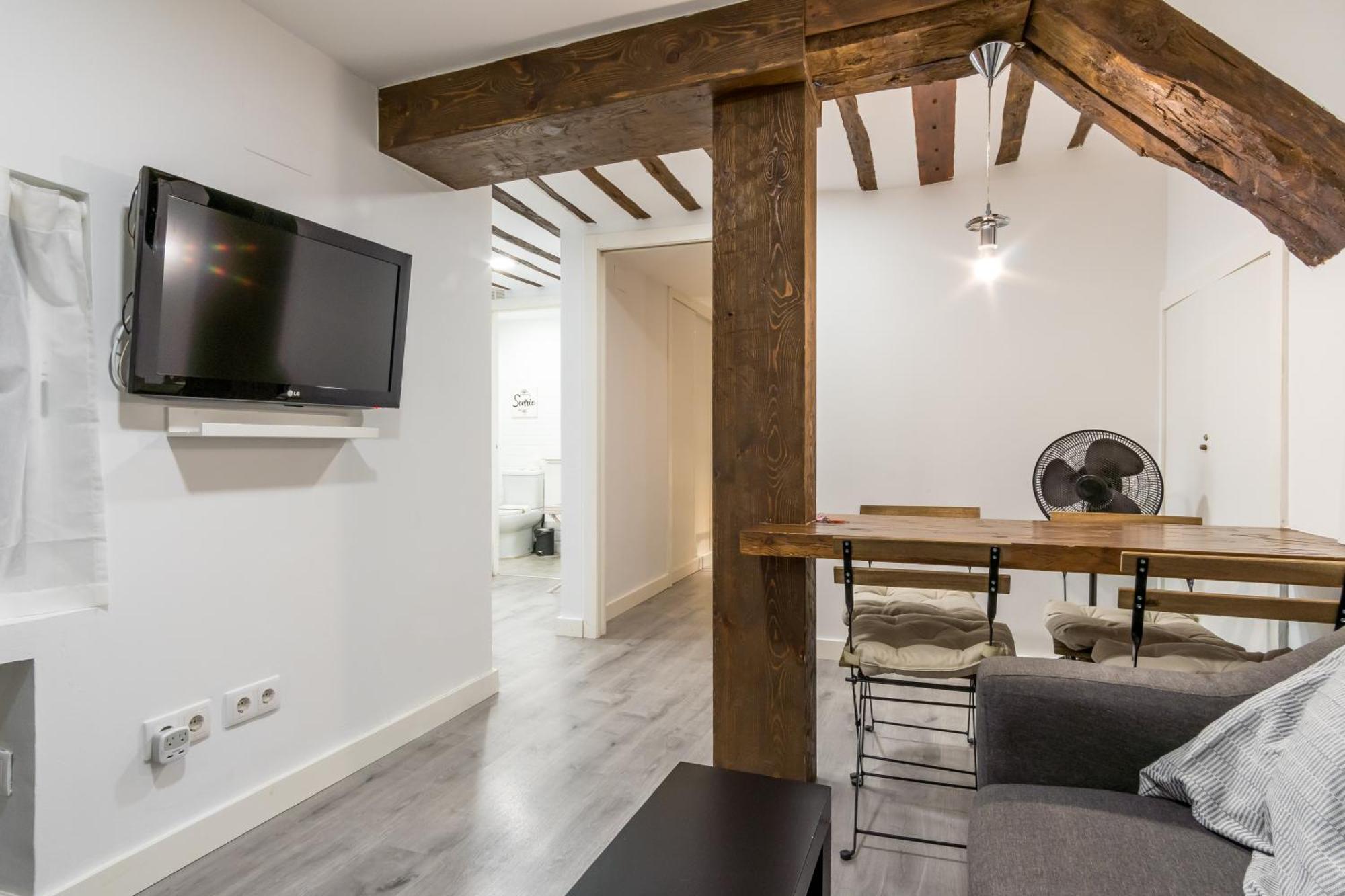 2 Bedrooms 1 Bathroom Furnished - Malasana - Modern In Downtown Area - Mintystay Appartement *