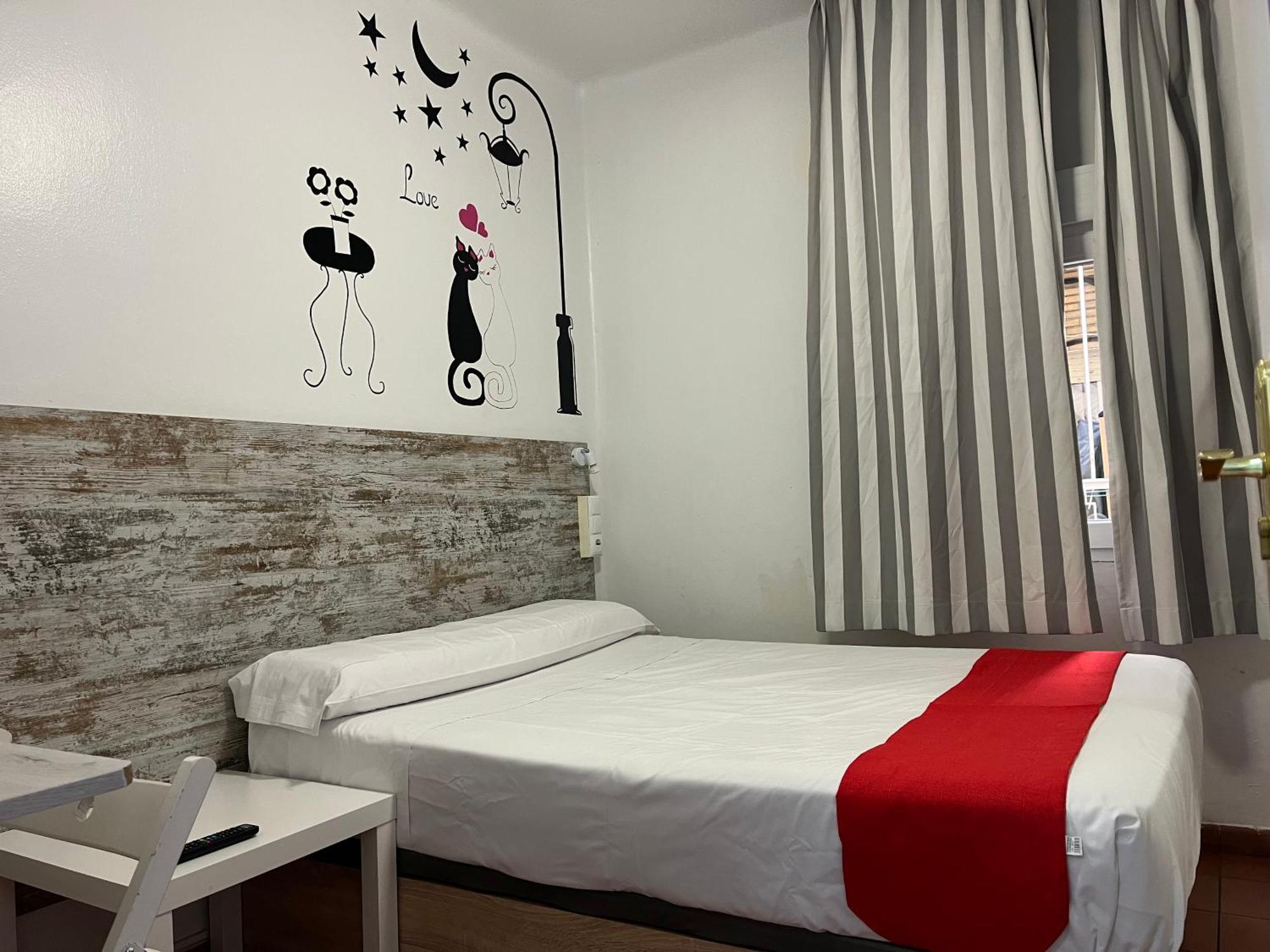 Casa De Huespedes Almansa Affittacamere Madrid
