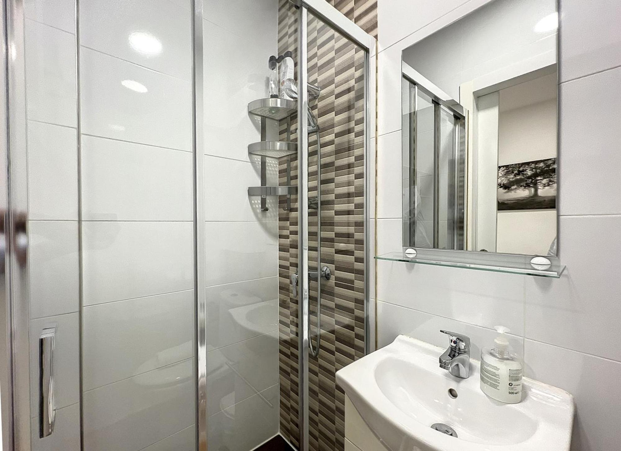 Apartment Urbantec Realty - Palacio Real - Opera
