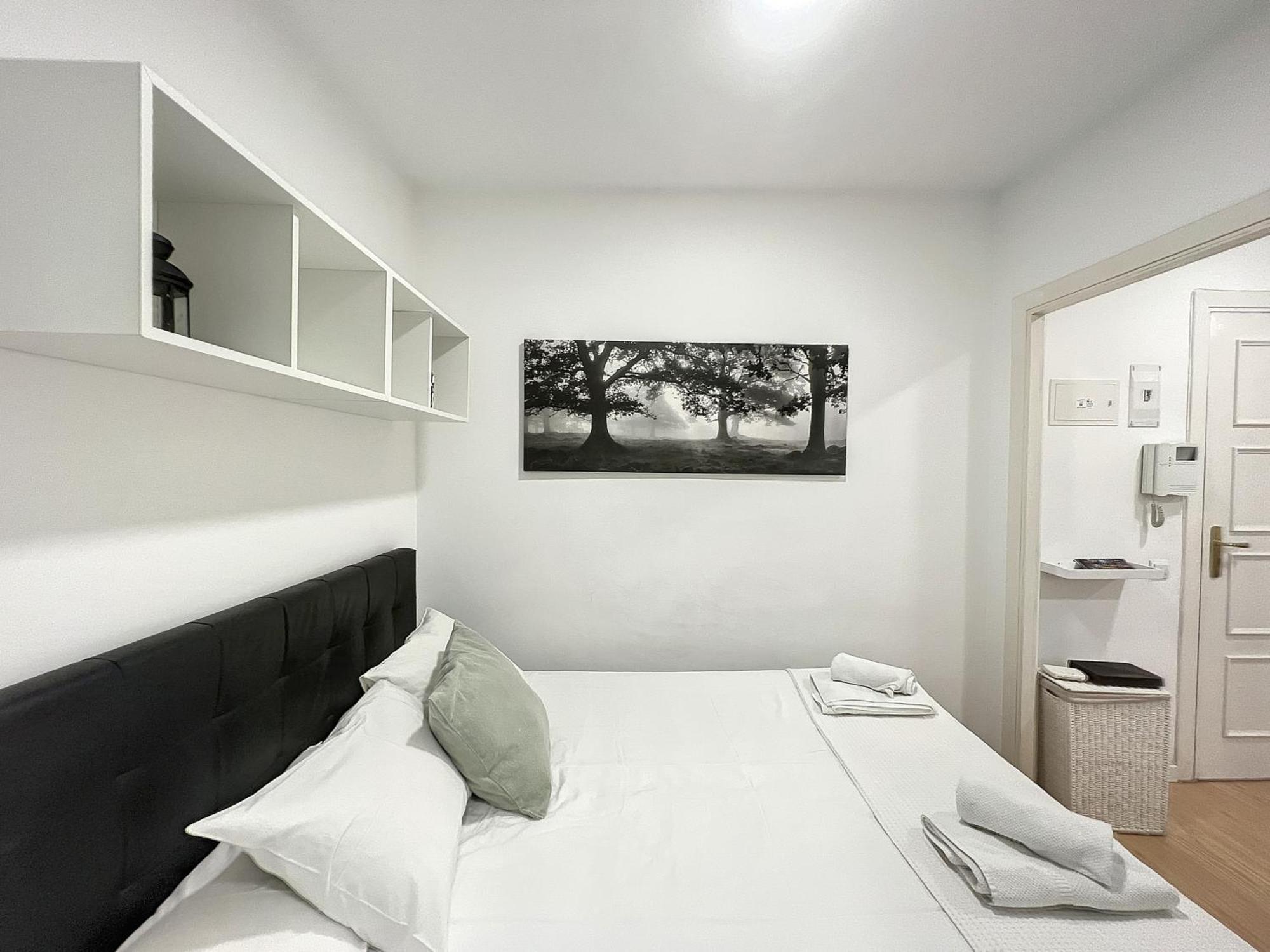 Urbantec Realty - Palacio Real - Opera Apartment Madrid