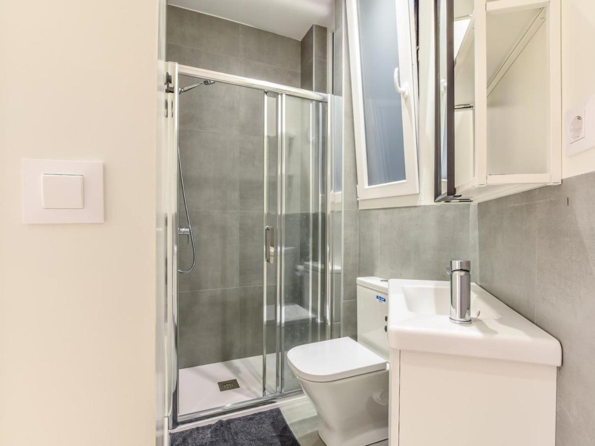 Apartamento En Plaza De Canalejas * Madrid