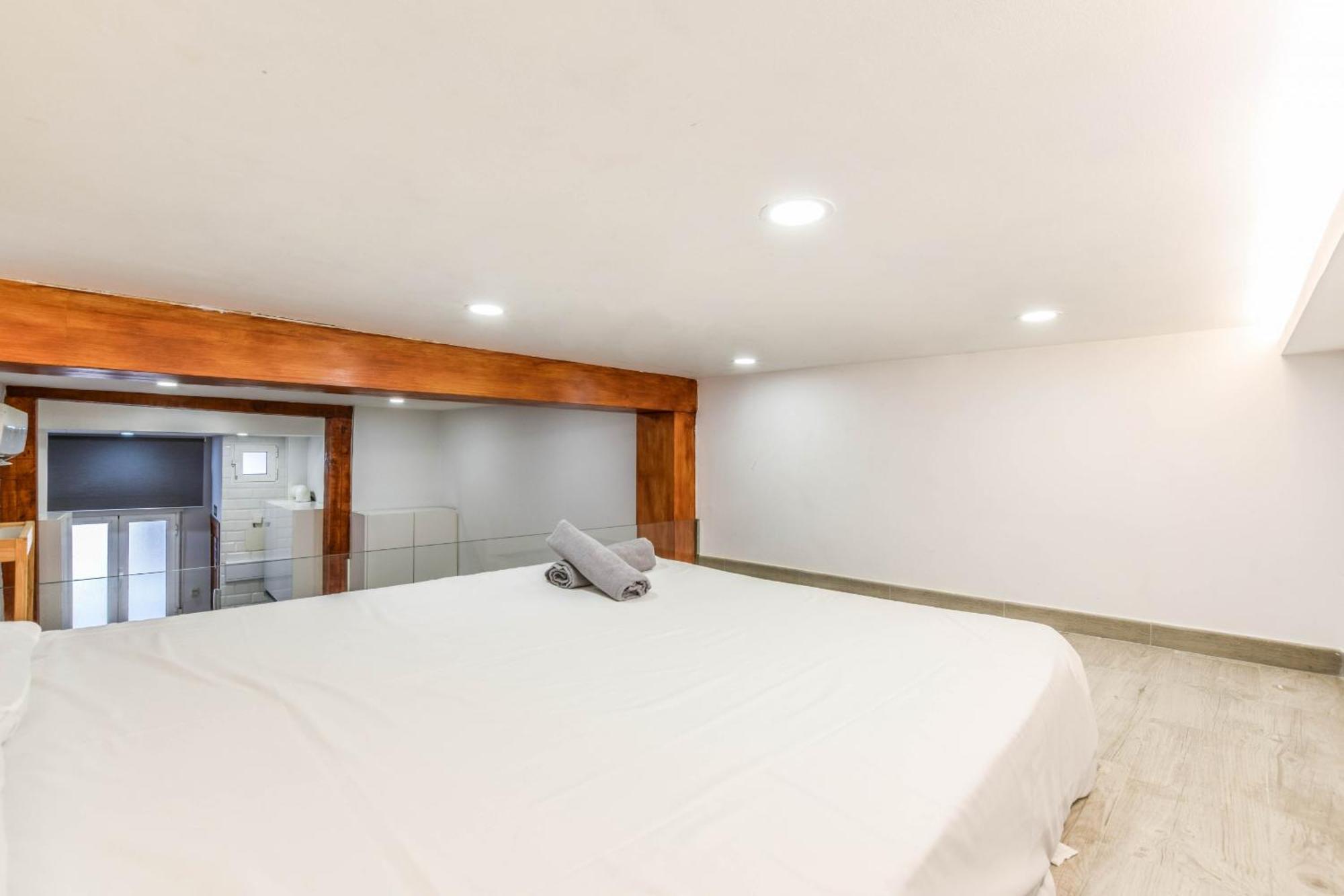 Loft Reformado En Chueca 4 Personas Alquiler Temporal Apartamento