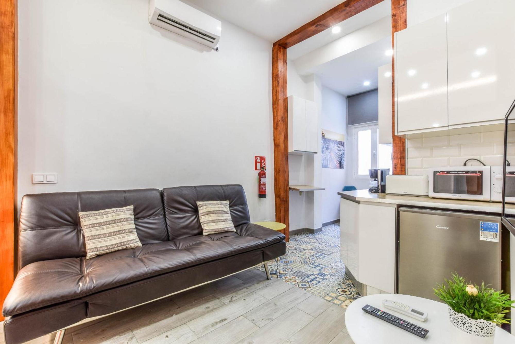Loft Reformado En Chueca 4 Personas Alquiler Temporal Madrid