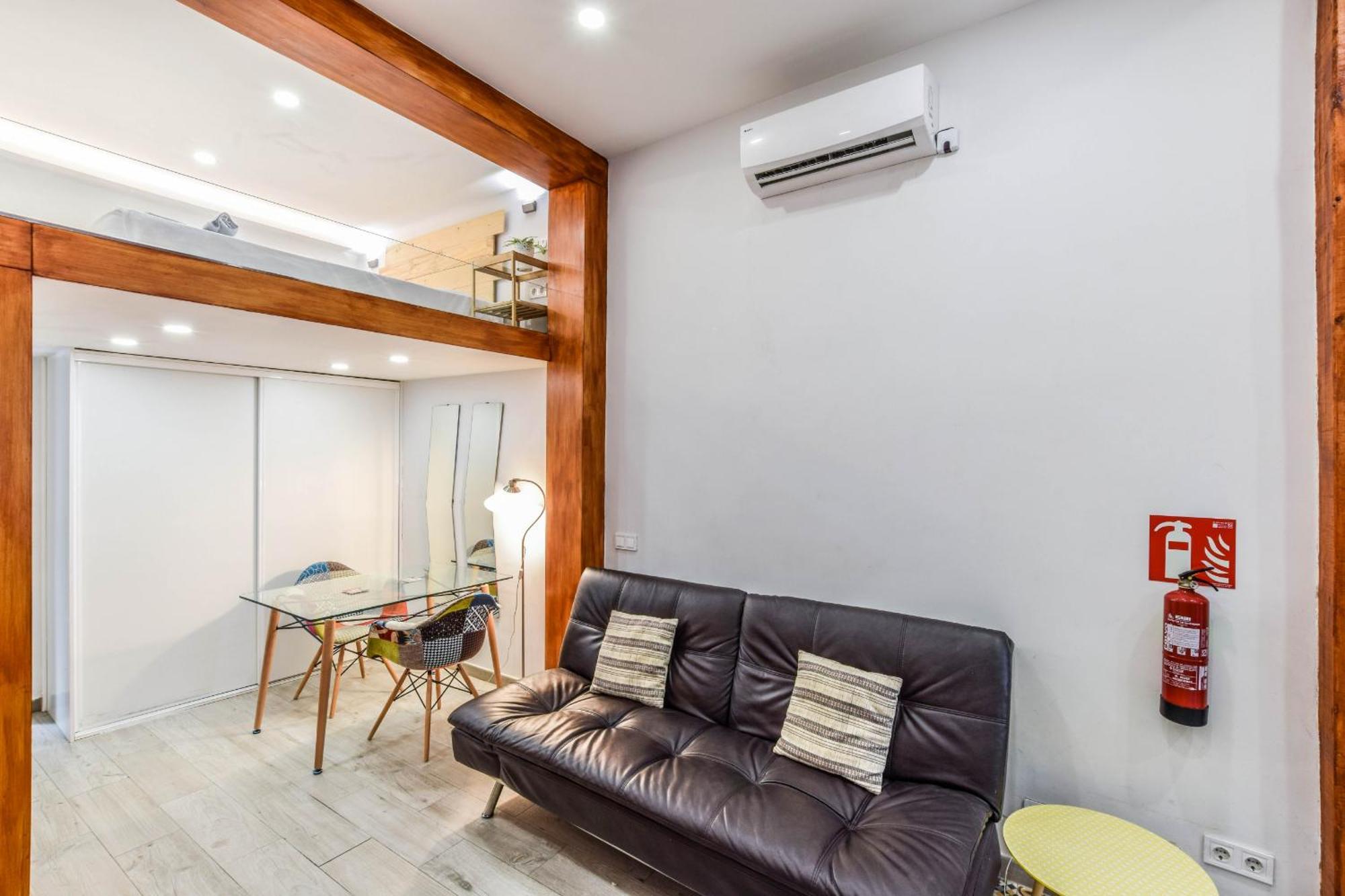 Loft Reformado En Chueca 4 Personas Alquiler Temporal Madrid