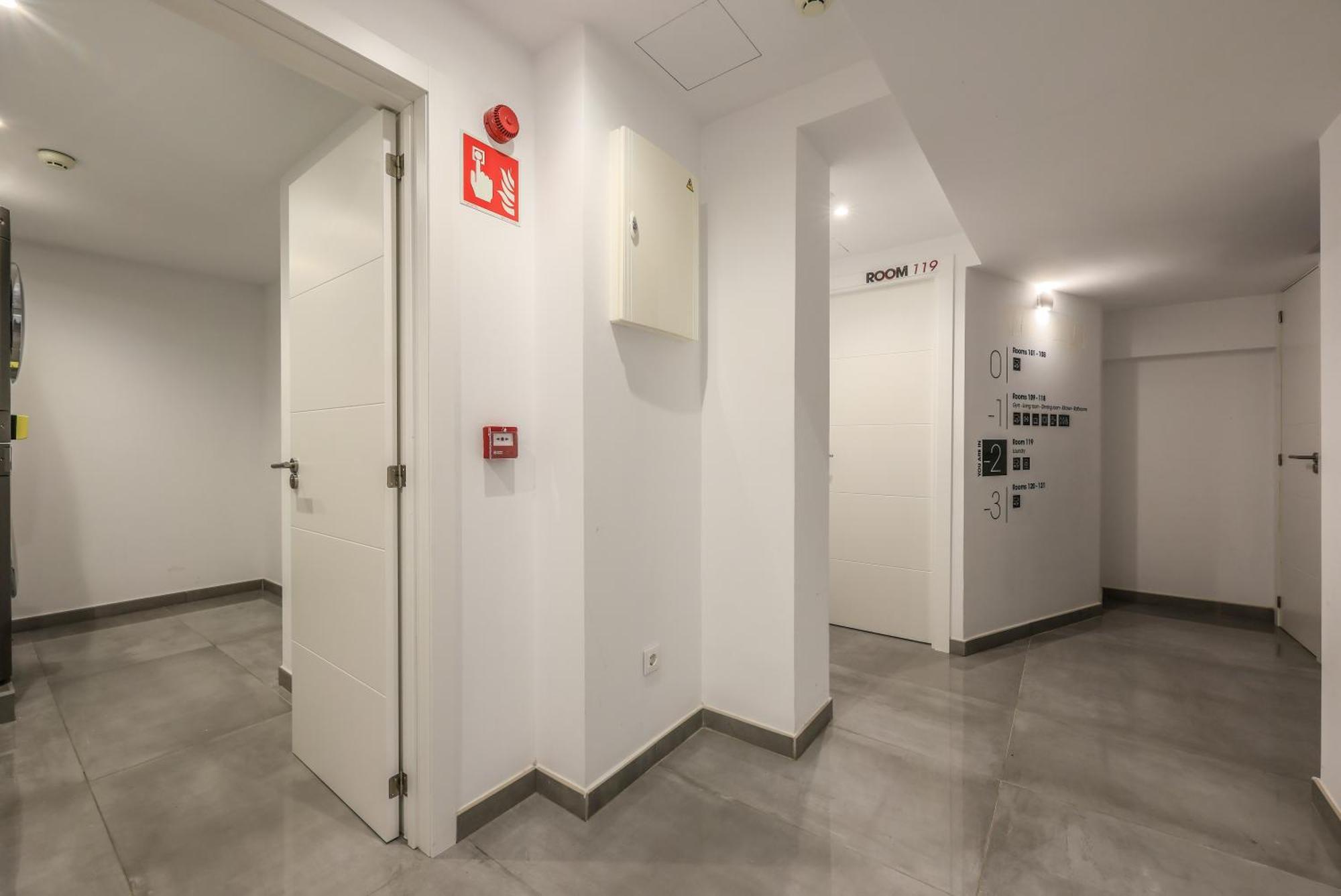 Amazinn Places Blasco De Garay 102 Guest house Madrid