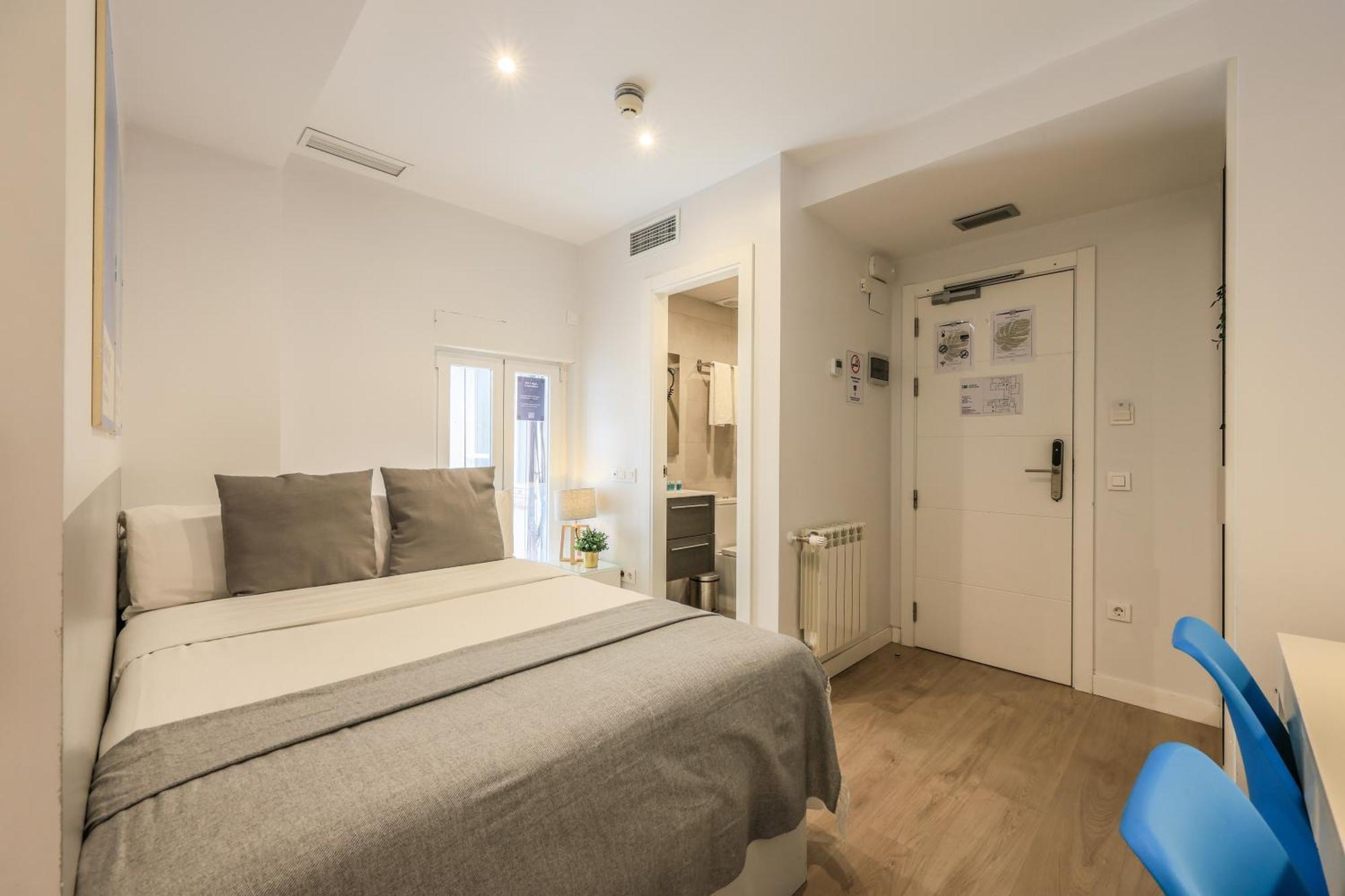 Guest house Amazinn Places Blasco De Garay 102 Madrid