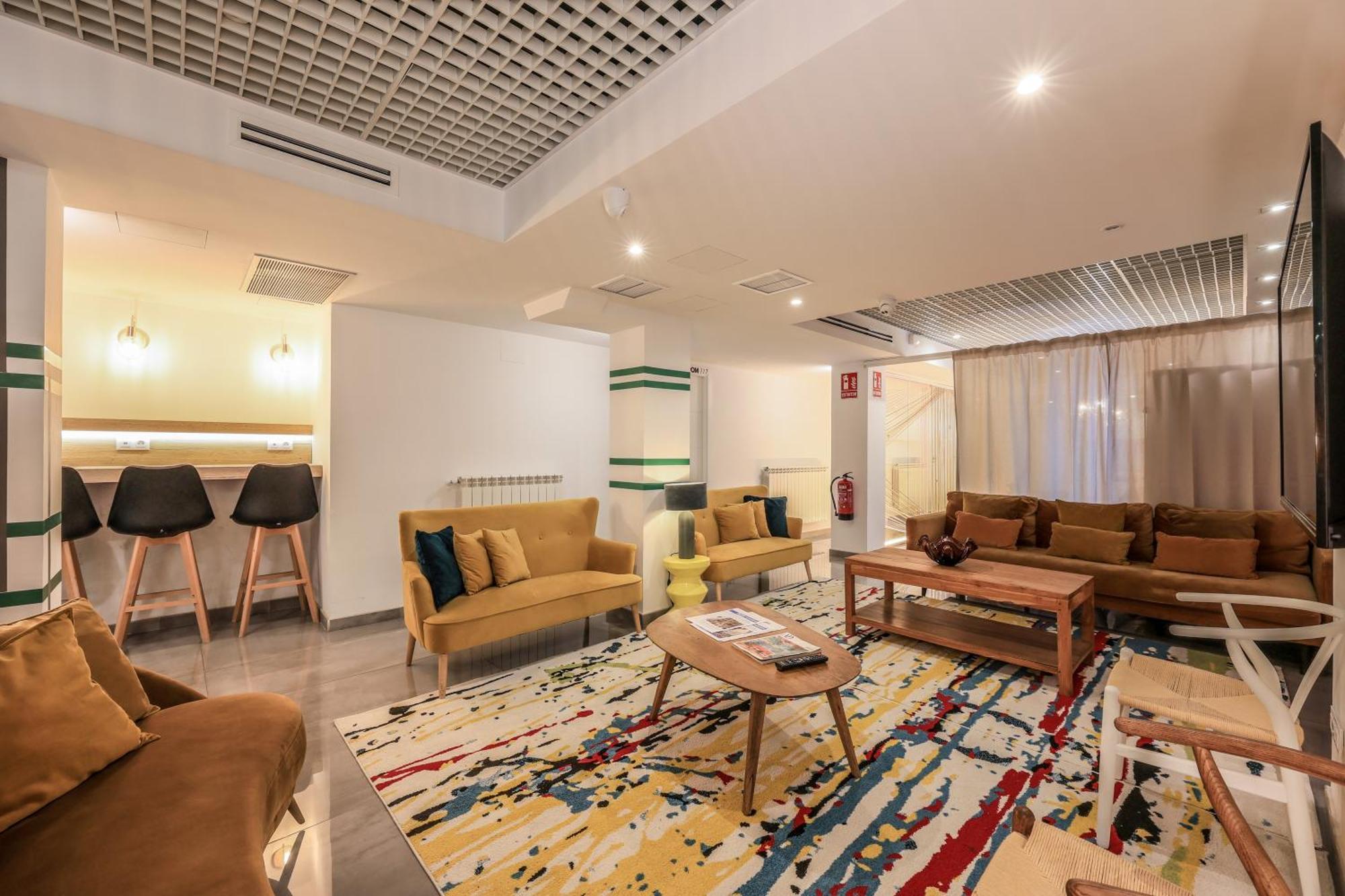 Amazinn Places Blasco De Garay 102 Guest house Madrid