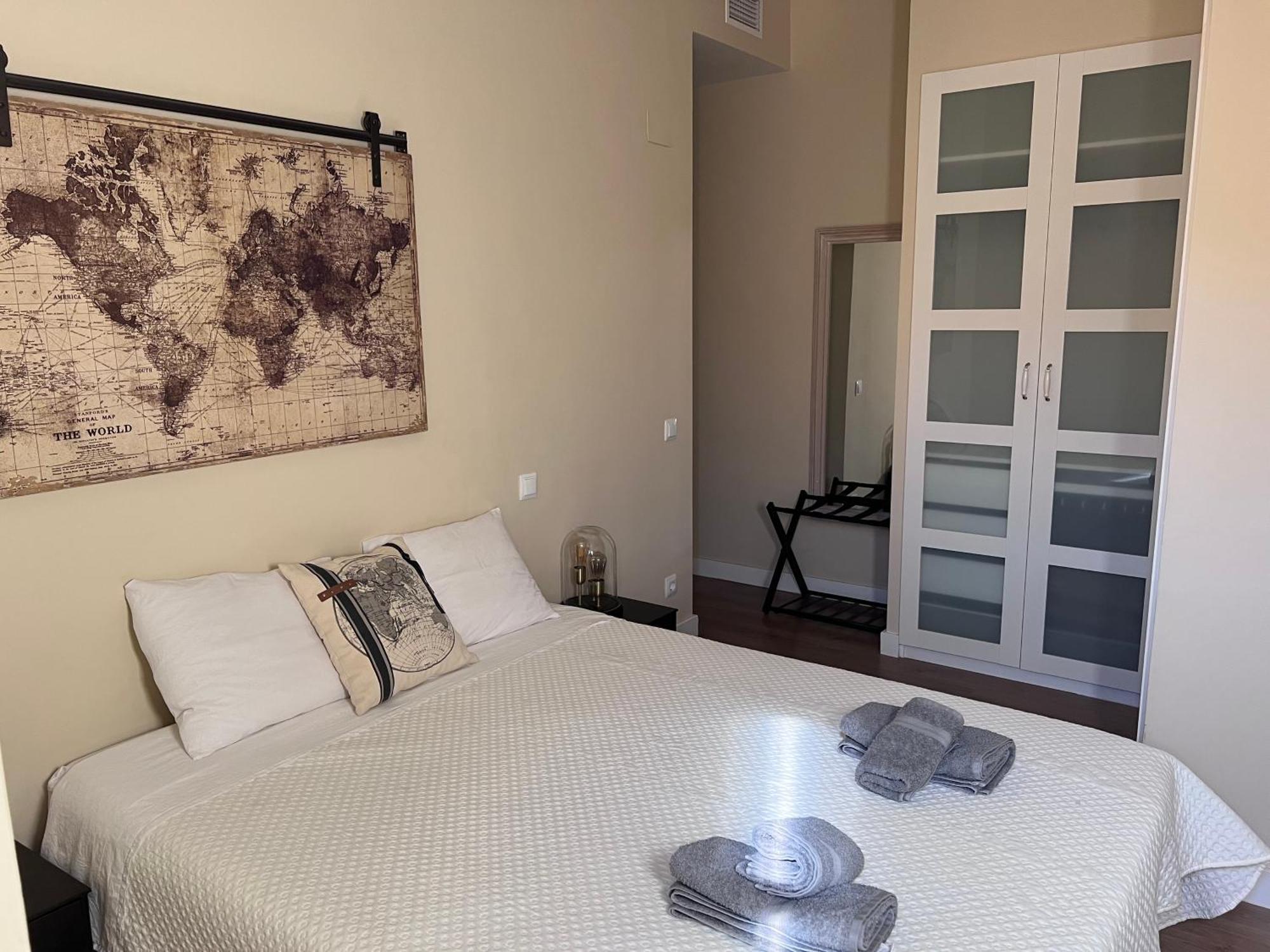 In Monumental Square Center Apartamento