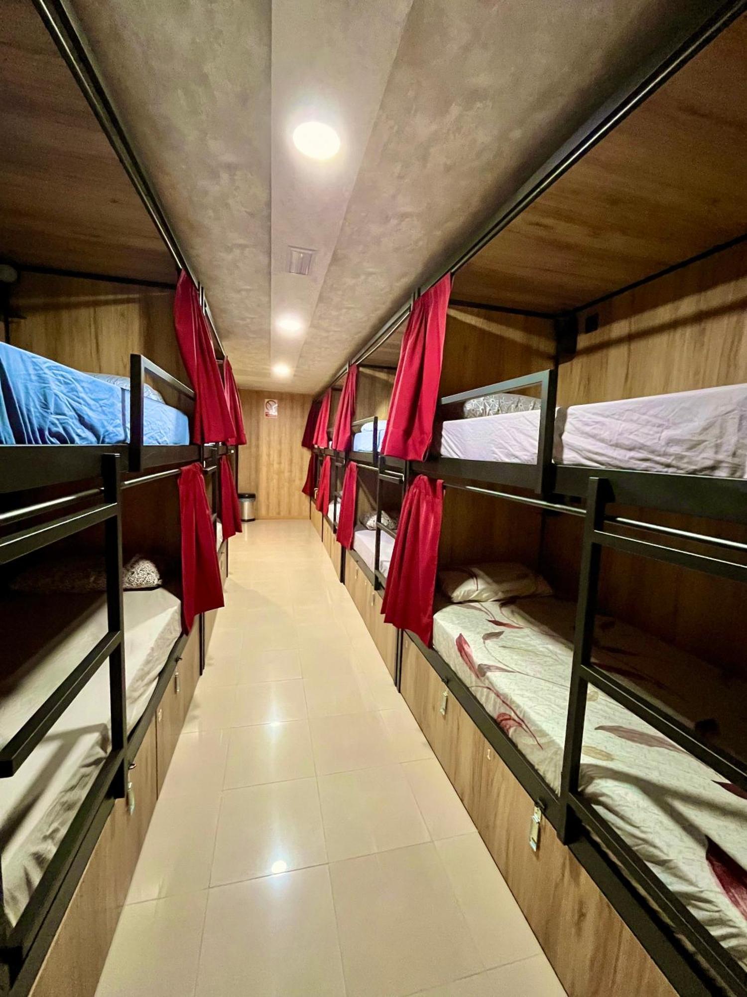 Hostal Velvet