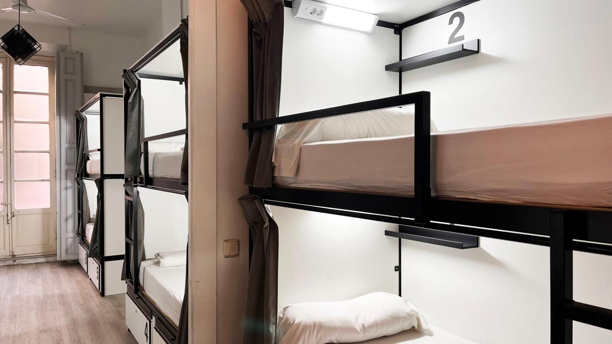 Way Hostal *