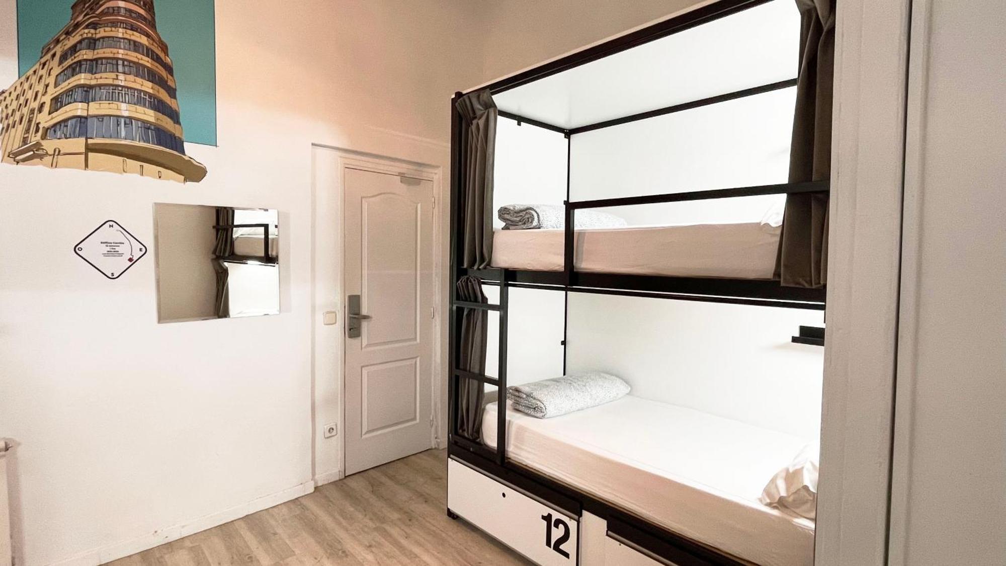Way Hostal *