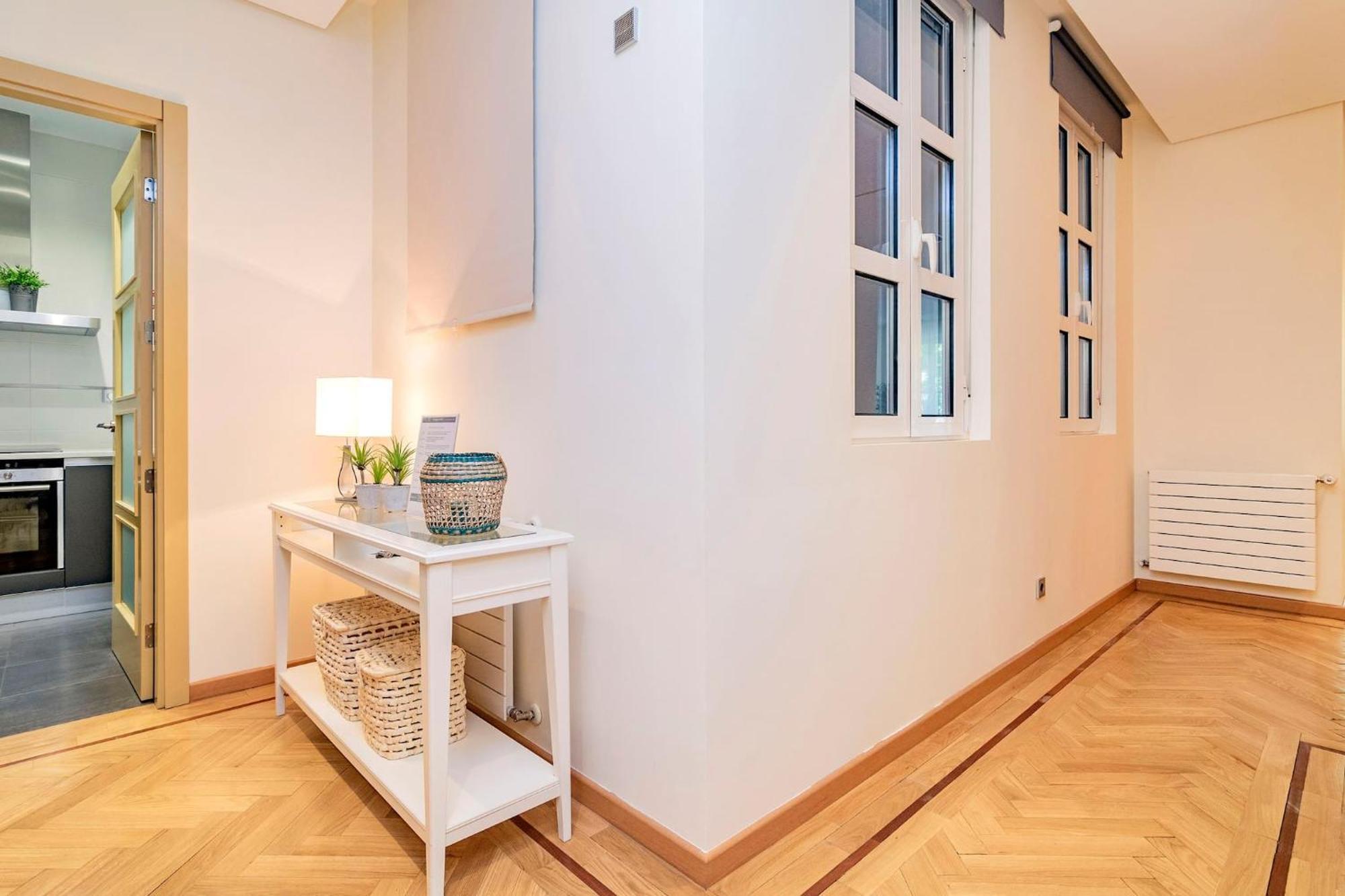Velazquez Apartment *