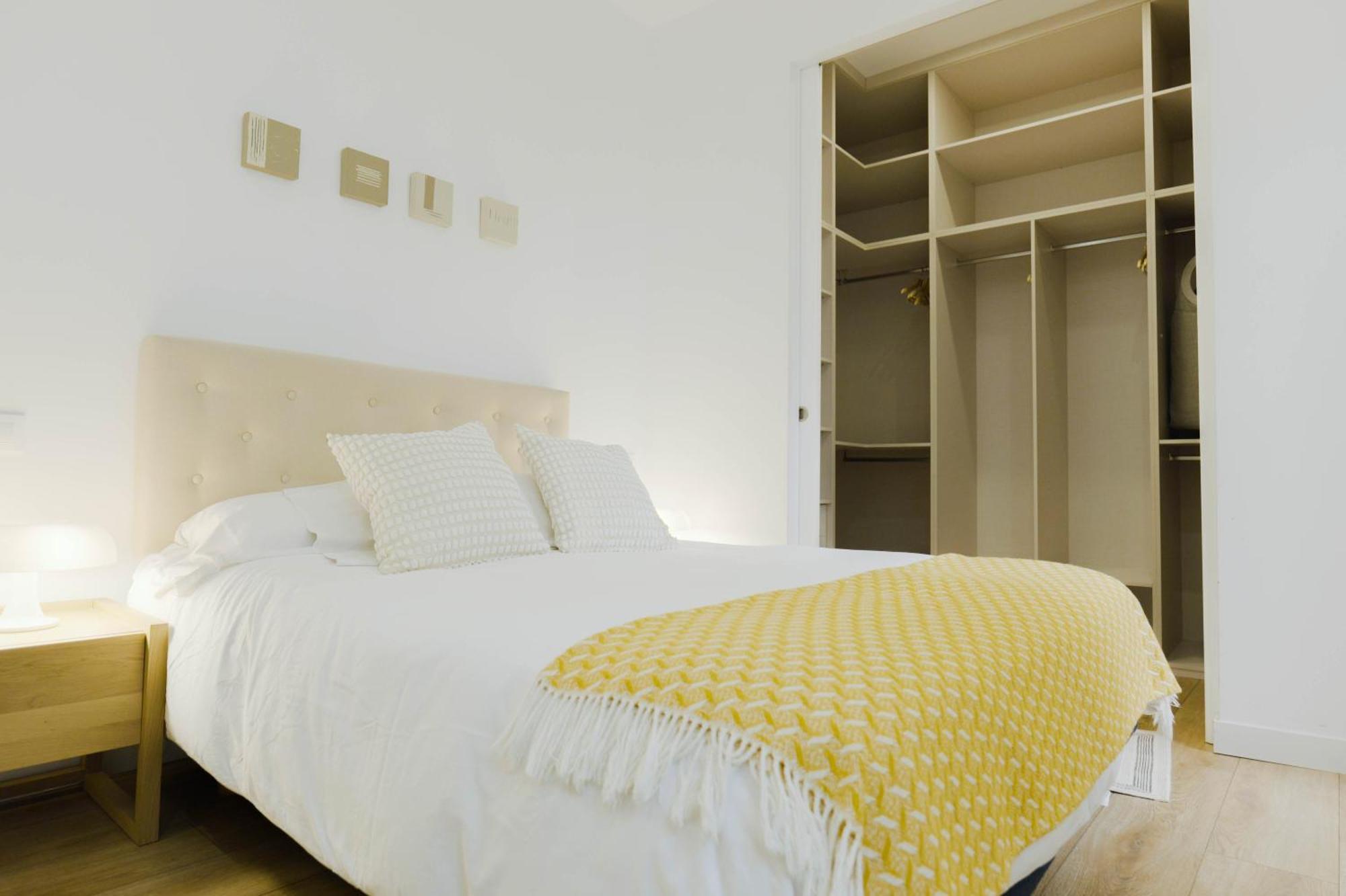 10 Plaza De Pedro Zerolo Apartamento Madri