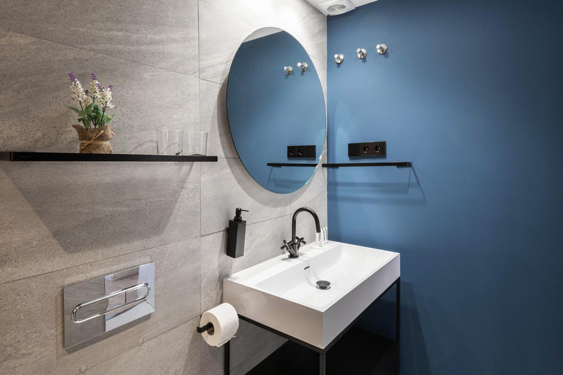 Luxury And Cozy- 2 Bedrooms 2 Bathrooms -mintystay- Herradores Apartment Madrid