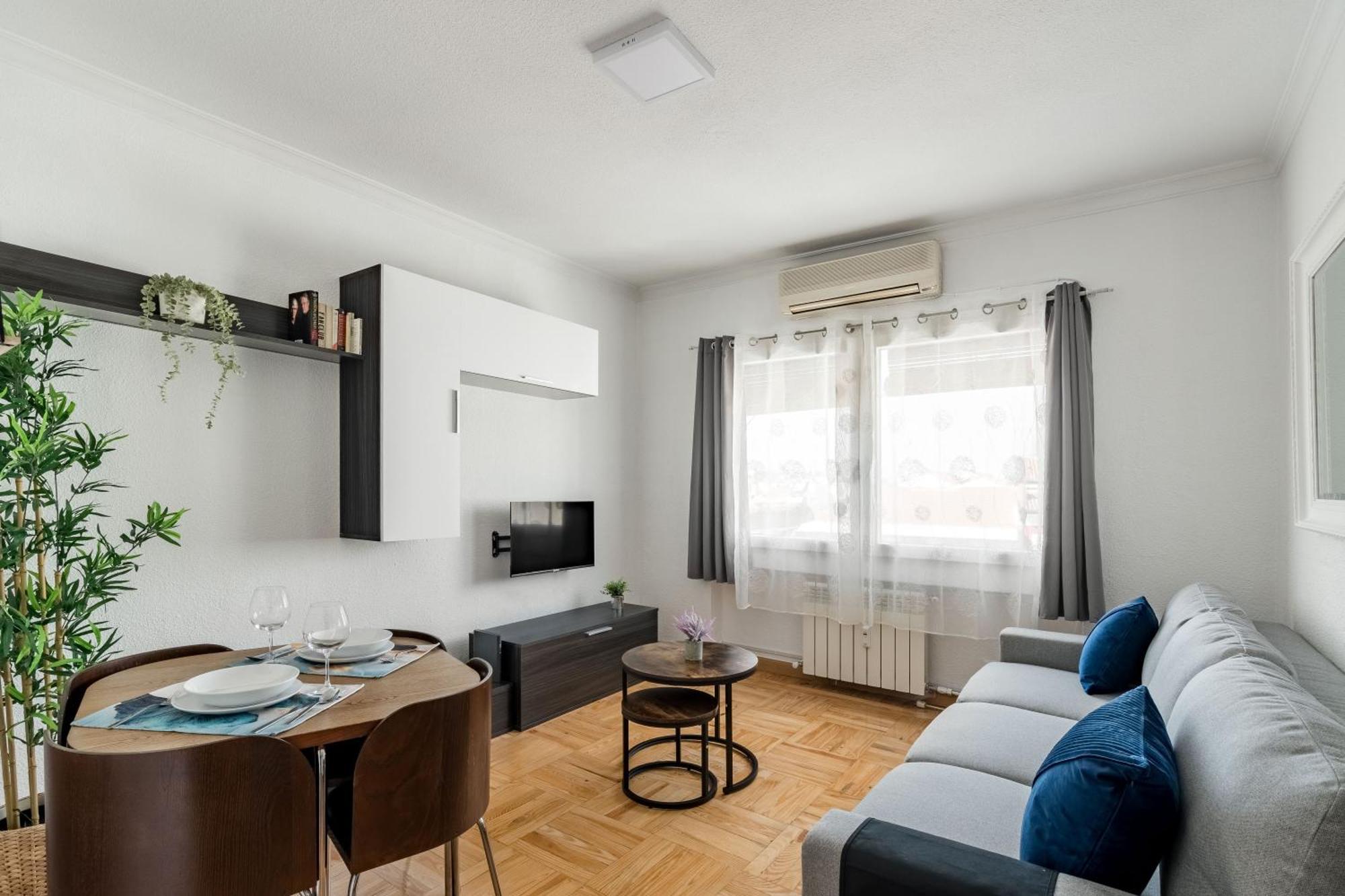 Charming Fuencarral Center - De Temporada Apartment *