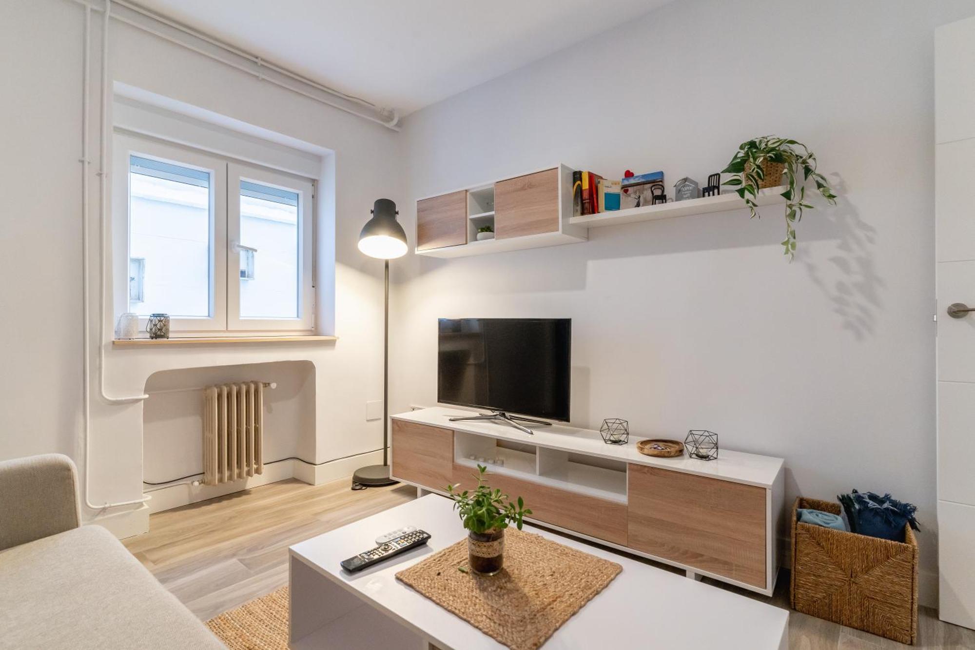 Apartment Modern With Terrace-2 Bedrooms 2 Bathrooms-tetuan Madrid
