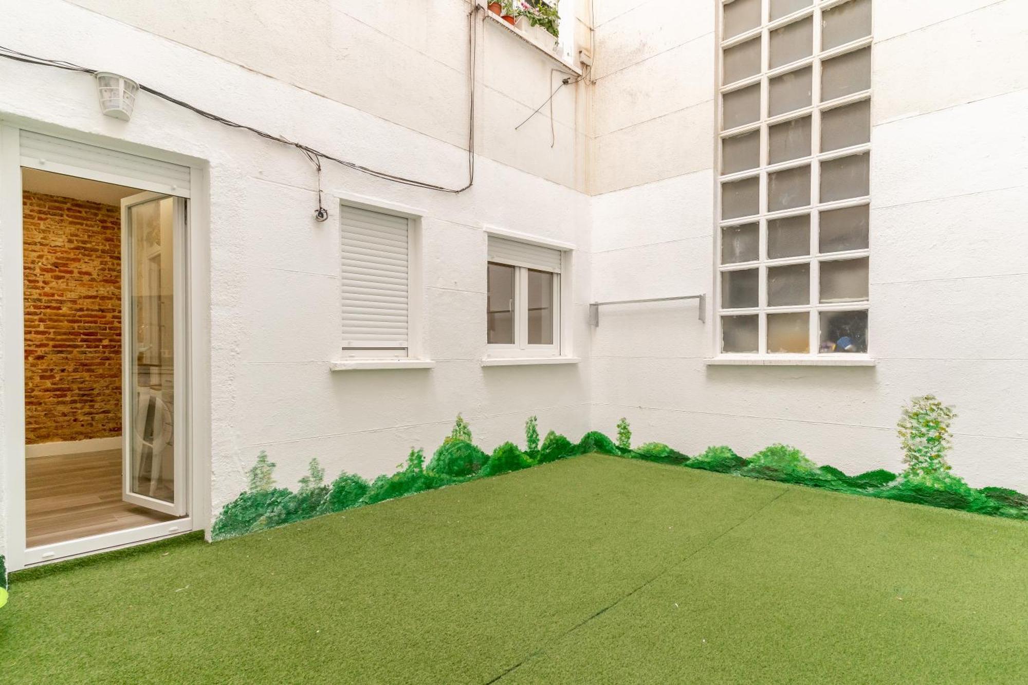 Apartment Modern With Terrace-2 Bedrooms 2 Bathrooms-tetuan Madrid