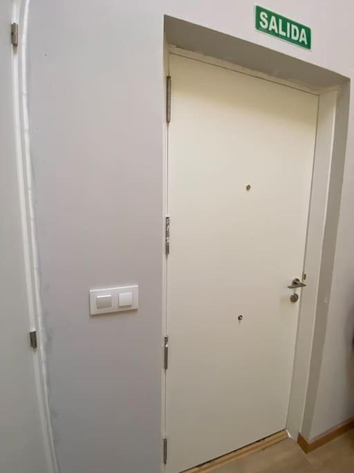 Duplex In Guindalera Apartment