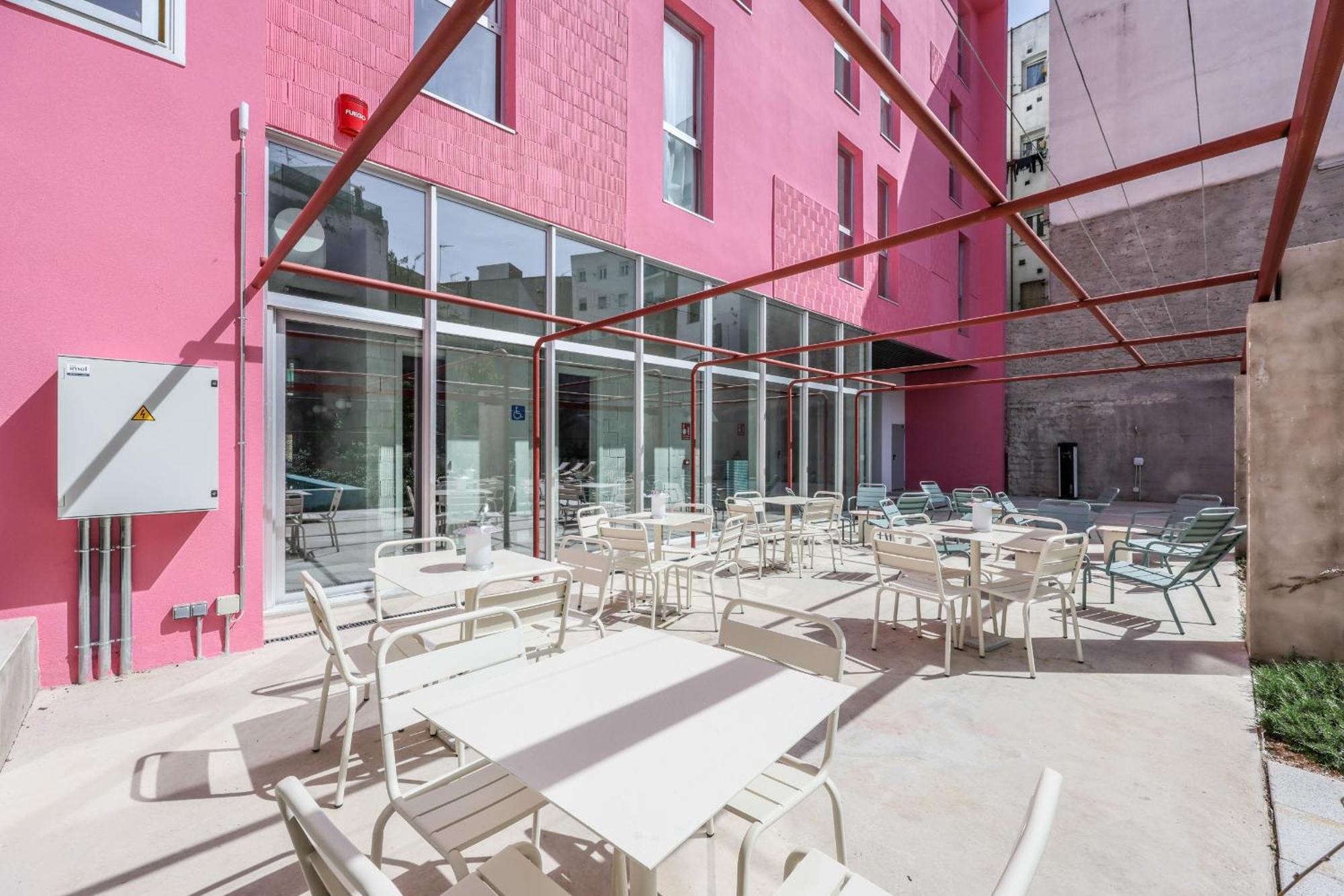 Live Coworking - Self Service - Gasthof Madrid