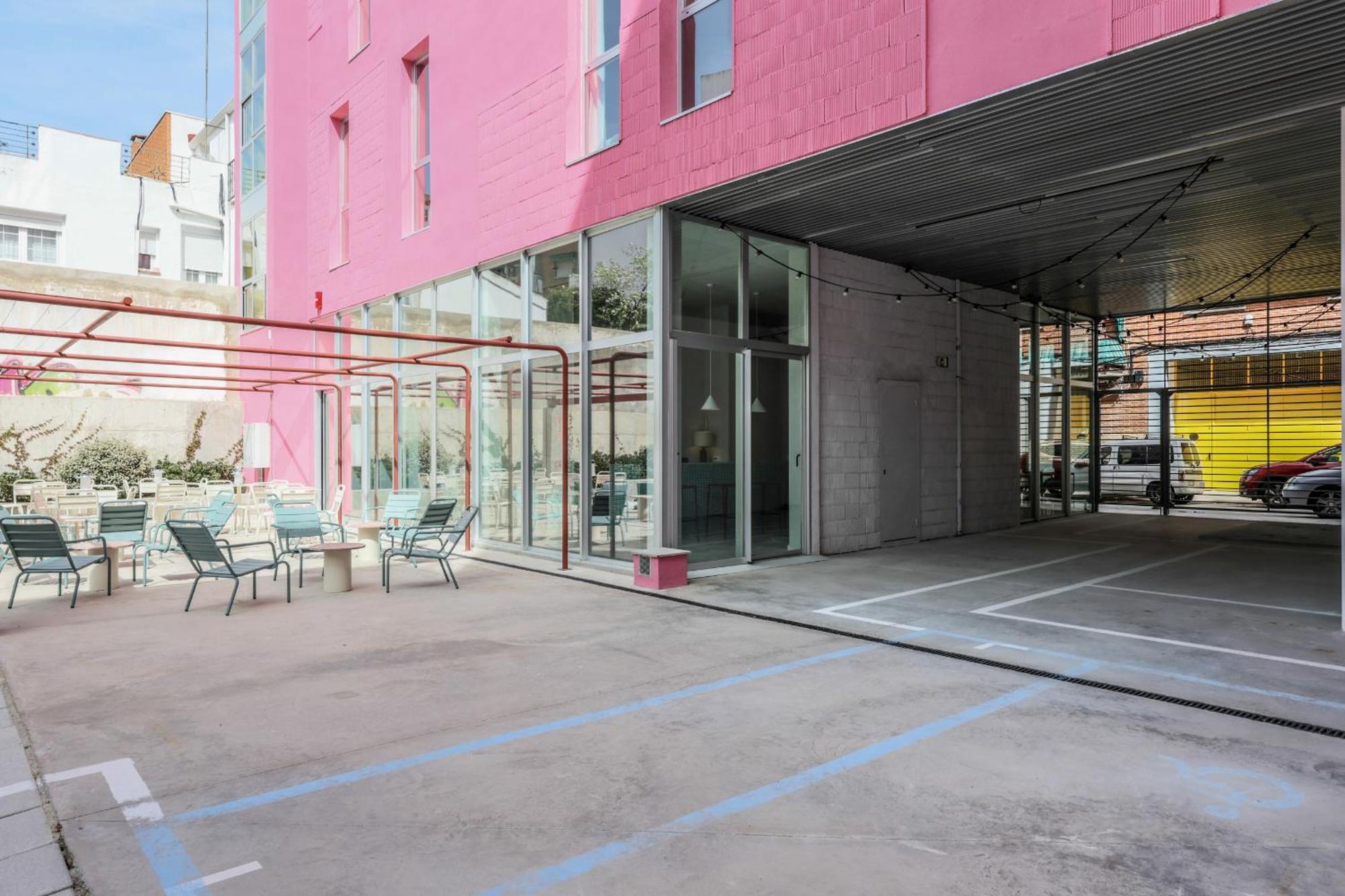 Gasthof Live Coworking - Self Service - Madrid