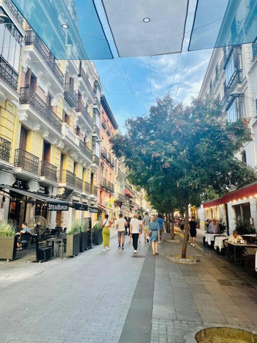 Punta Me In The Location Downtown Madrid