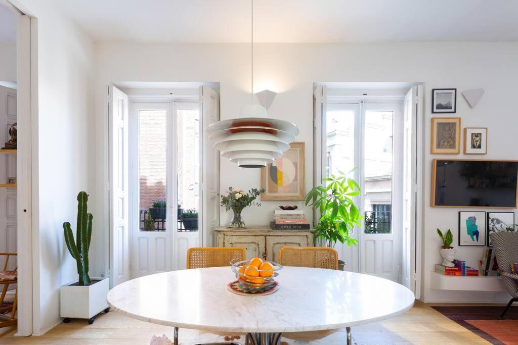 Elegant Next To Paseo Del Prado - Alameda Apartamento *