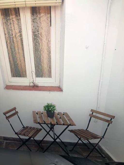 Apartamento Sebastian Elcano, 2 Con Terraza, Metro Embajadores Madri