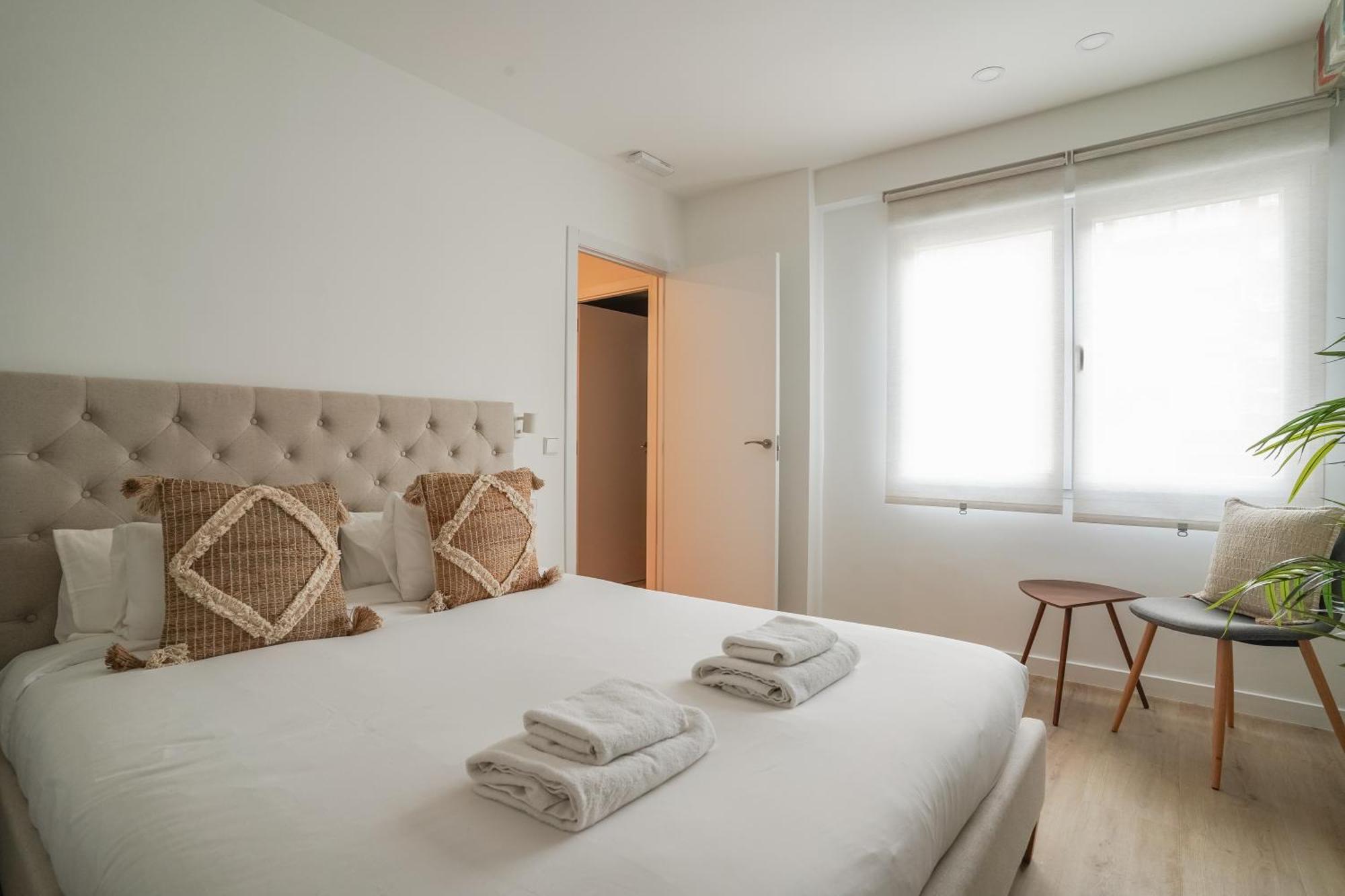 Modern Duplex-3bedrooms 3bathrooms-lavapies Apartment *
