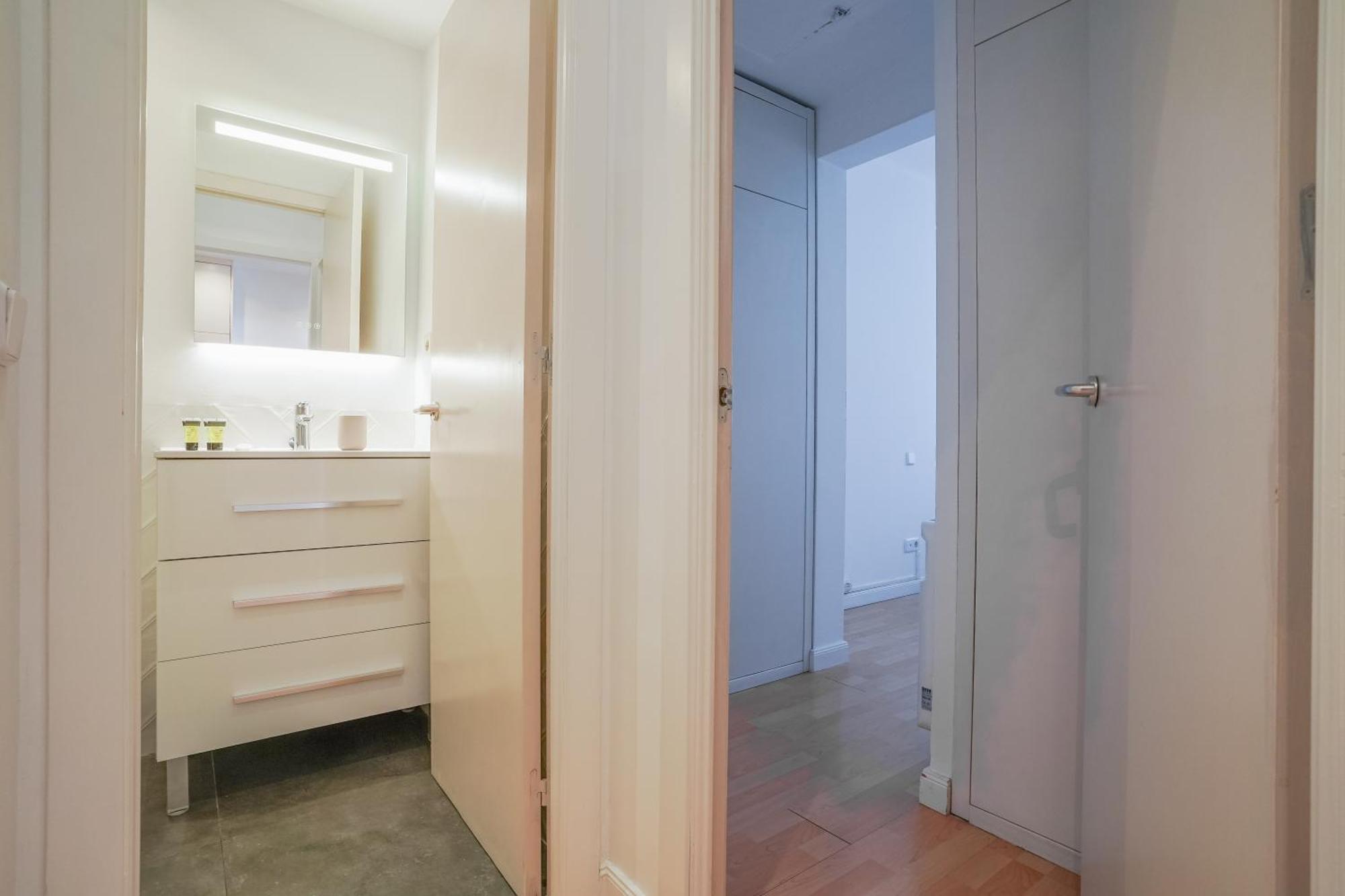 Apartamento Cozy And Bright-1bedroom 1bathroom-chamberi Madrid