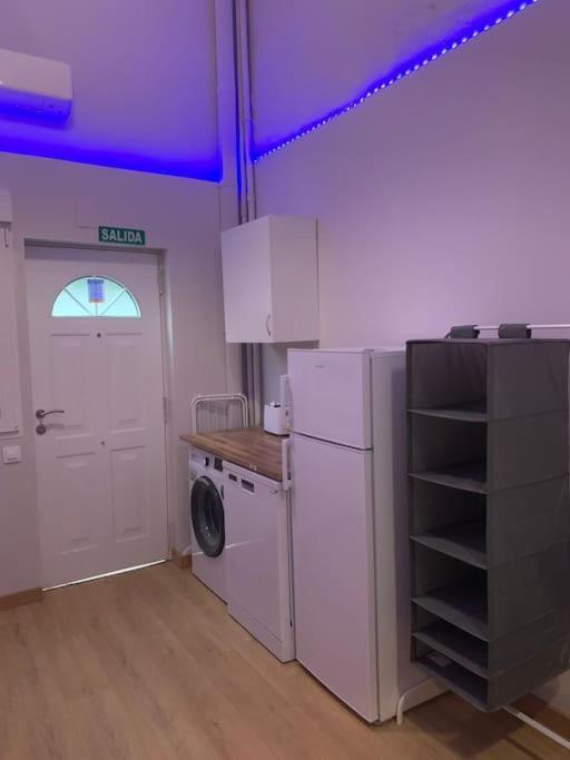 Appartement At 20' By Metro From The Centre