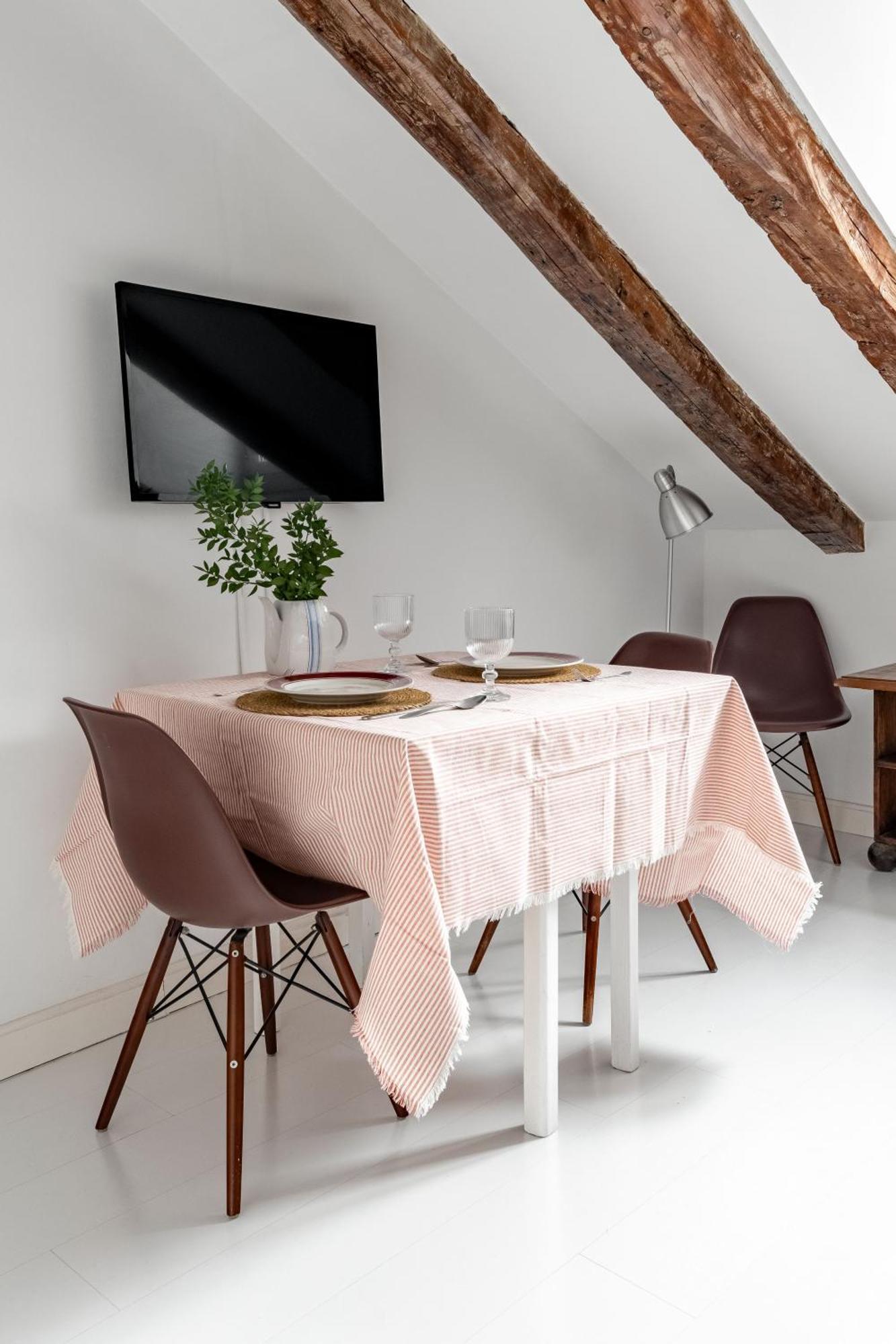 Apartment Charming La Latina Vibes